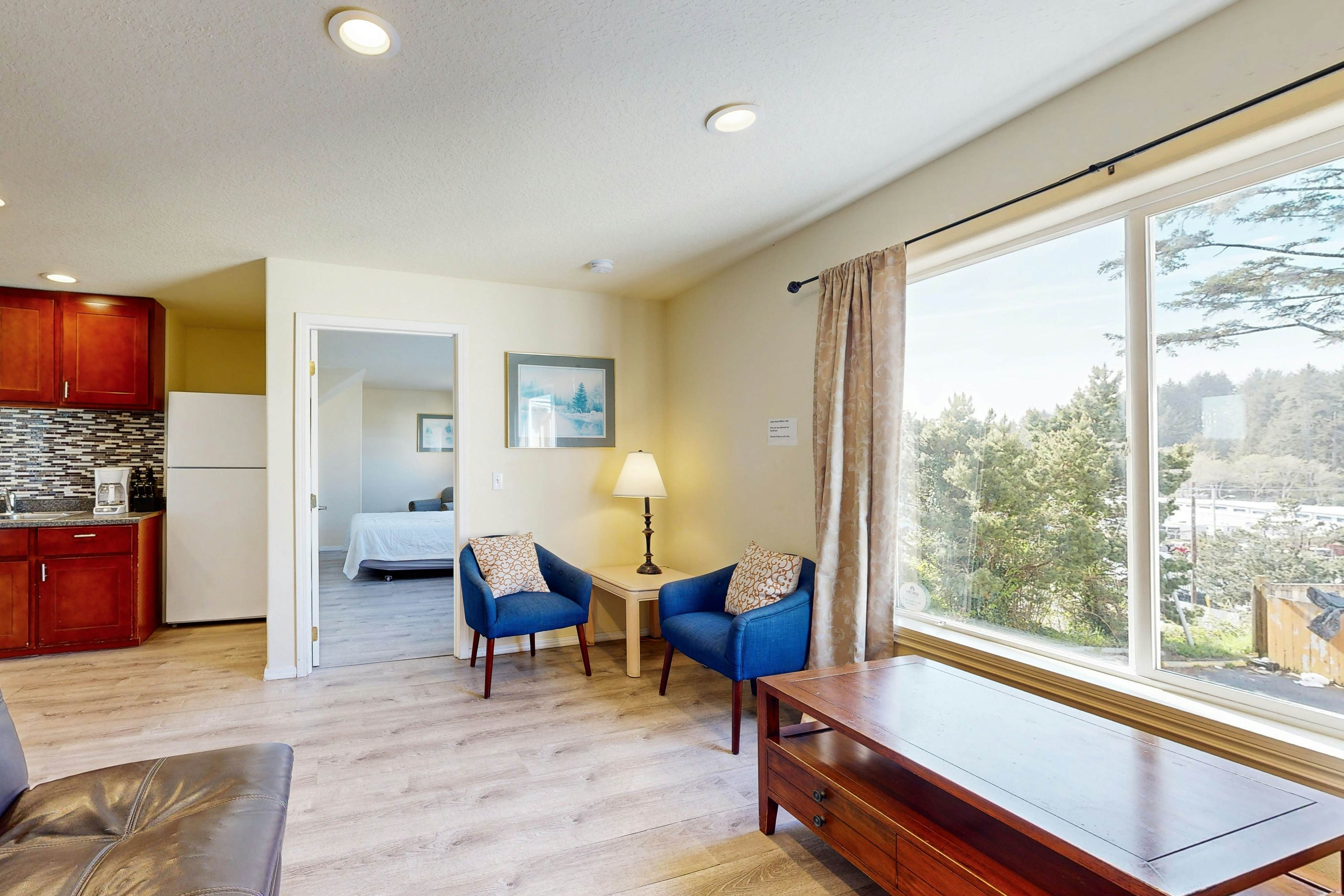 Great for Big Groups, Three Dog-Friendly Condos - Lovely Views, Walk to Beach