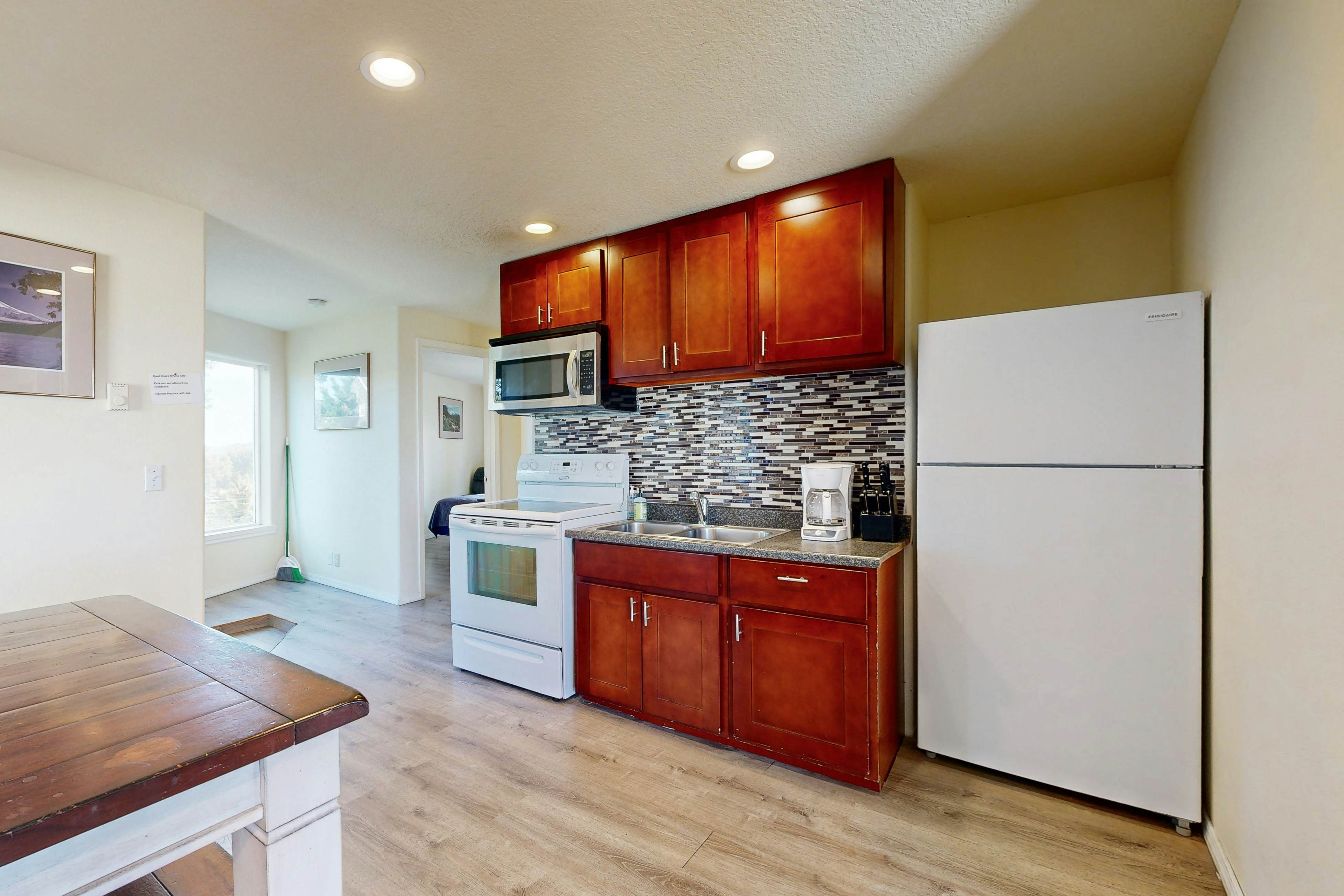 Great for Big Groups, Three Dog-Friendly Condos - Lovely Views, Walk to Beach