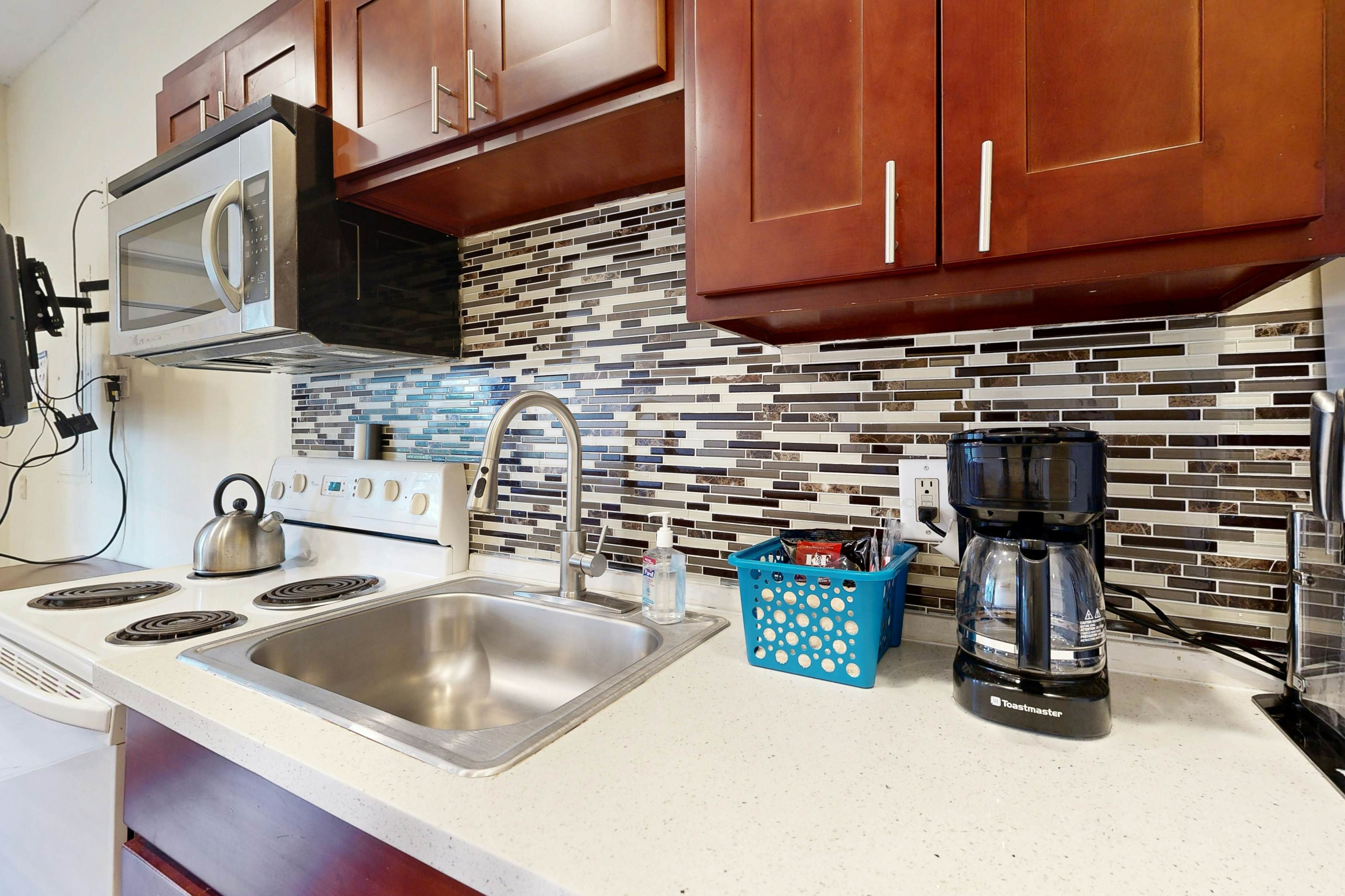 Great for Big Groups, Three Dog-Friendly Condos - Lovely Views, Walk to Beach