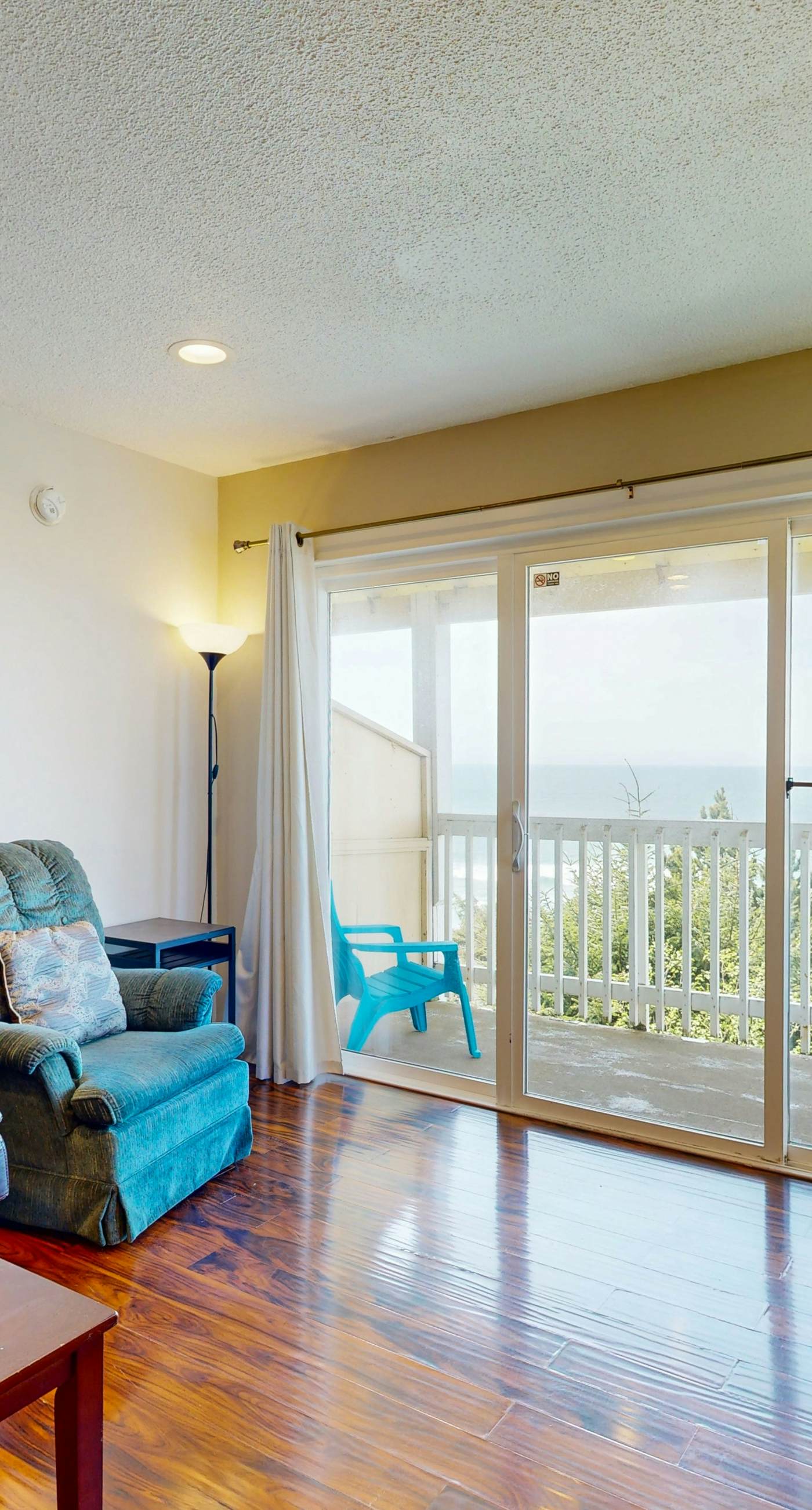 Dog Friendly Condo with Ocean View and Beach Access Perfect for Family Fun
