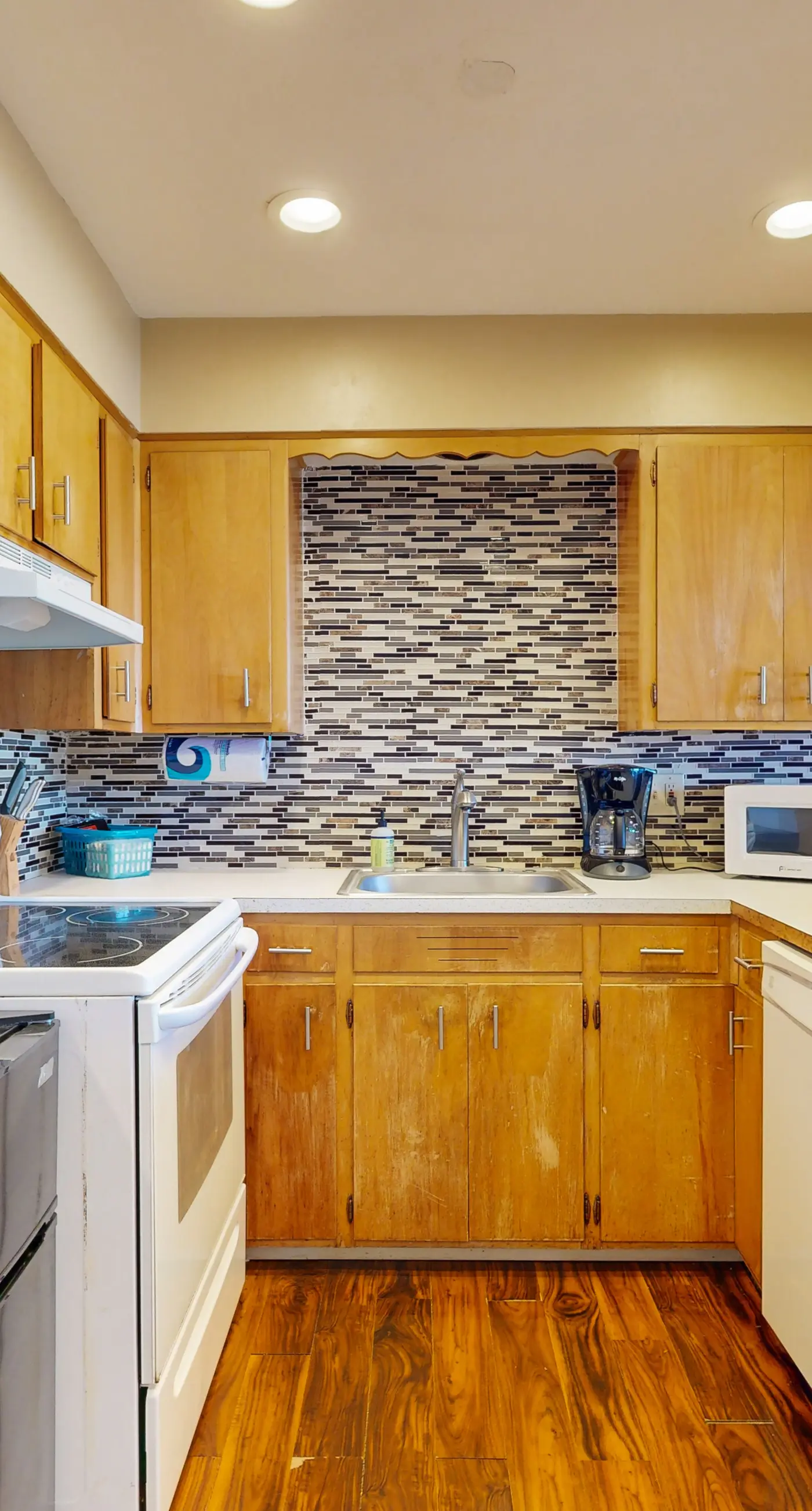 Dog Friendly Condo with Ocean View and Beach Access Perfect for Family Fun