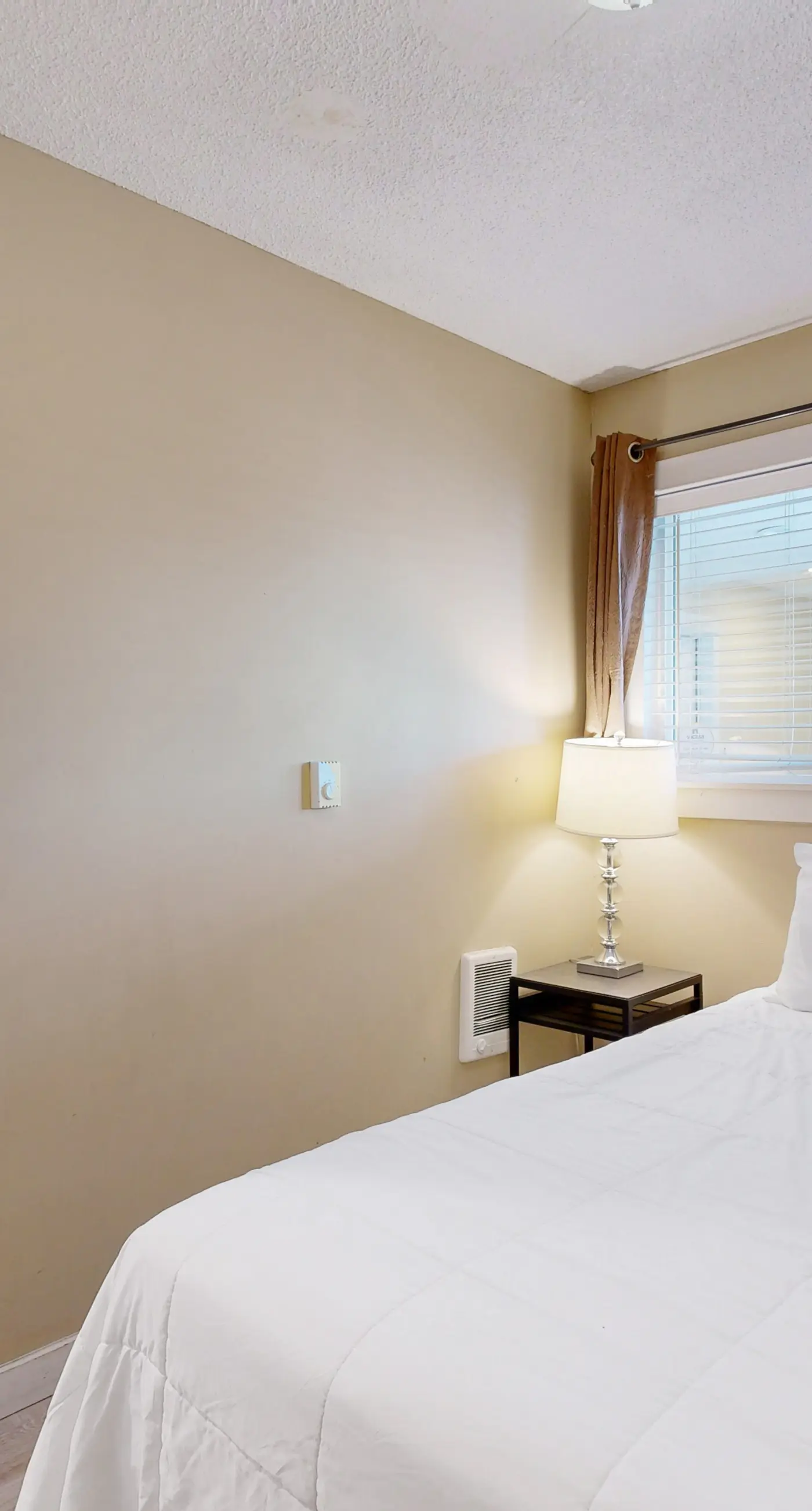 Dog Friendly Condo with Ocean View and Beach Access Perfect for Family Fun
