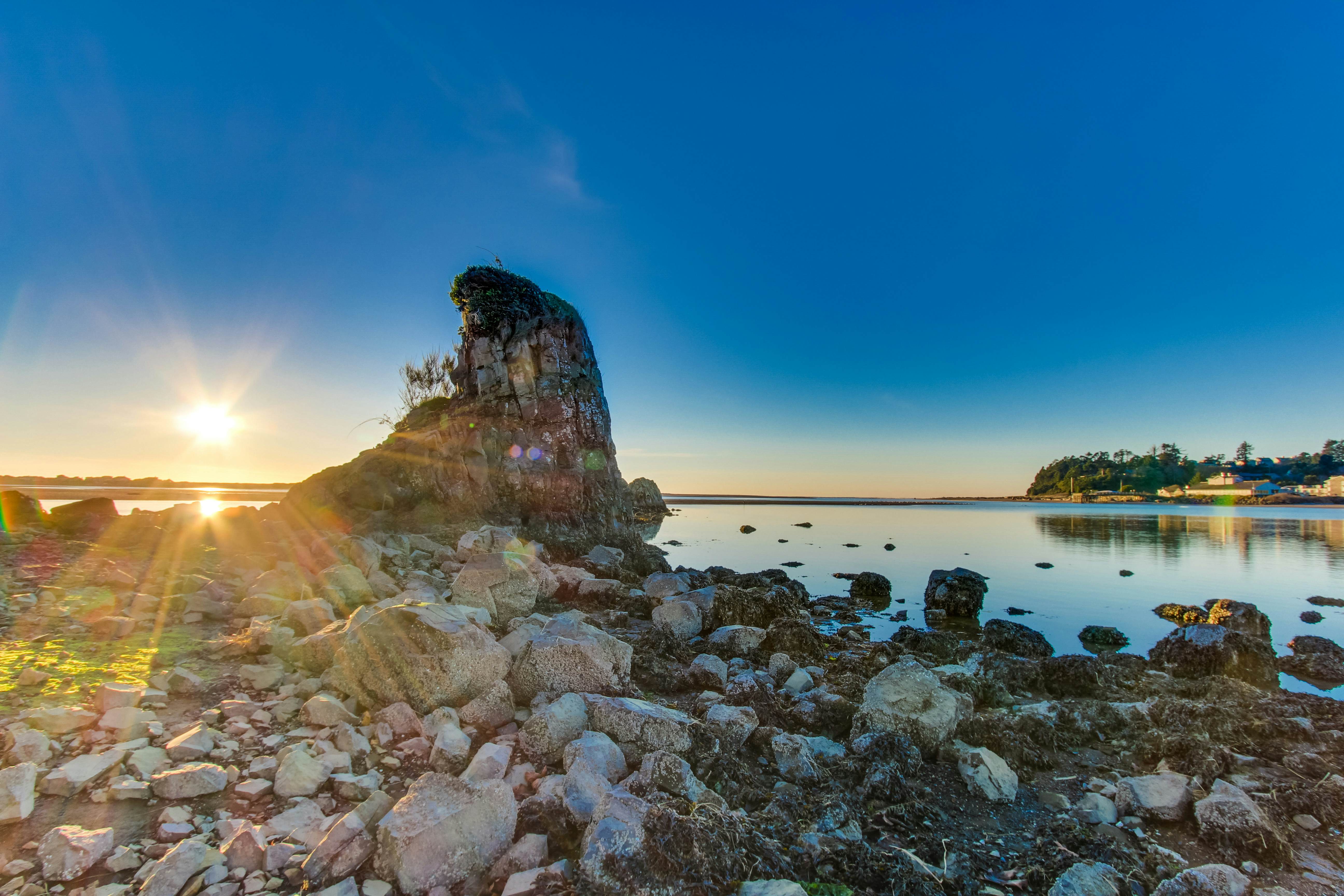 Sandstone Point Condo, Only a Few Blocks to the Beach - Dogs Welcome