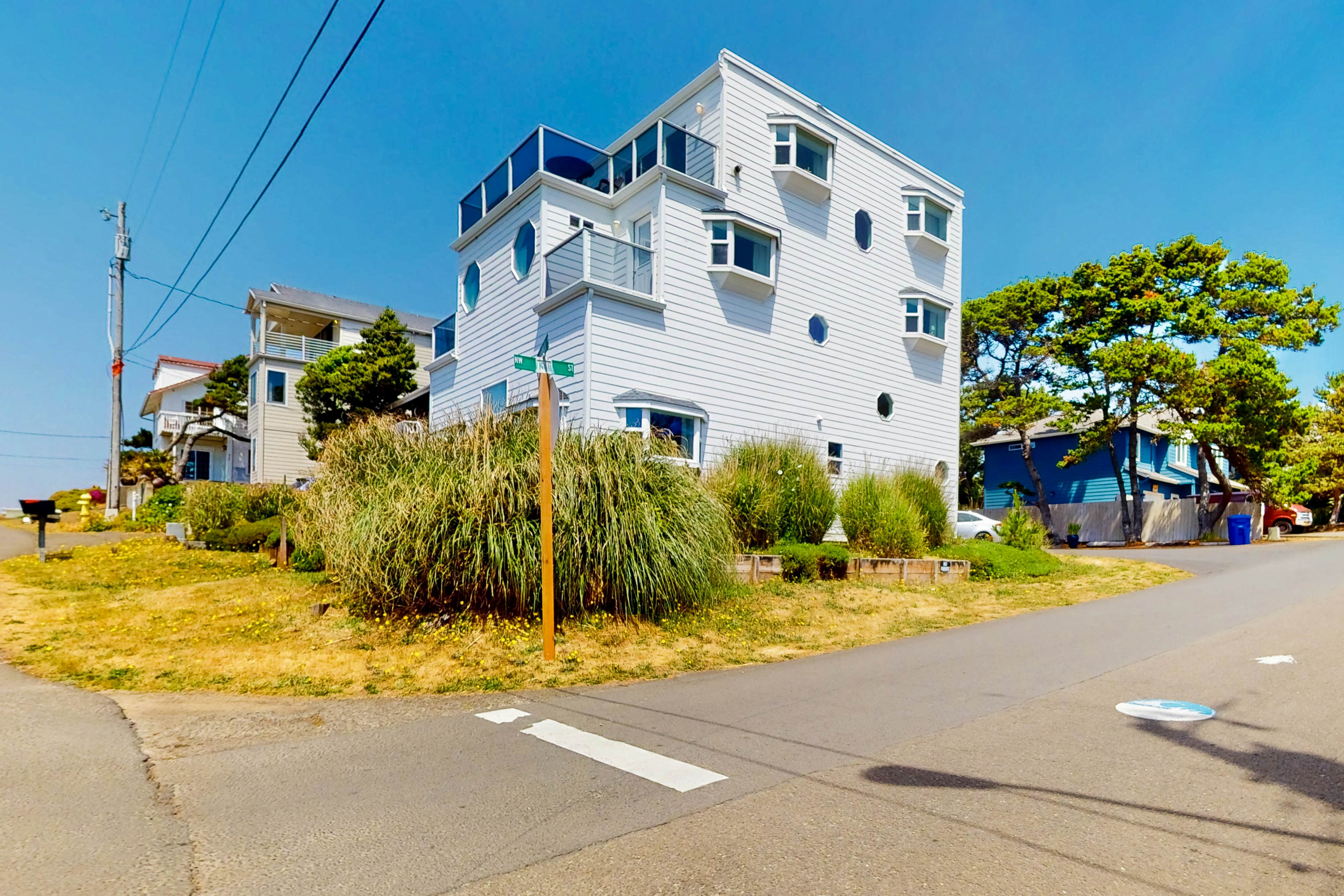 Luxury home with hot tub overlooking the beach & game room