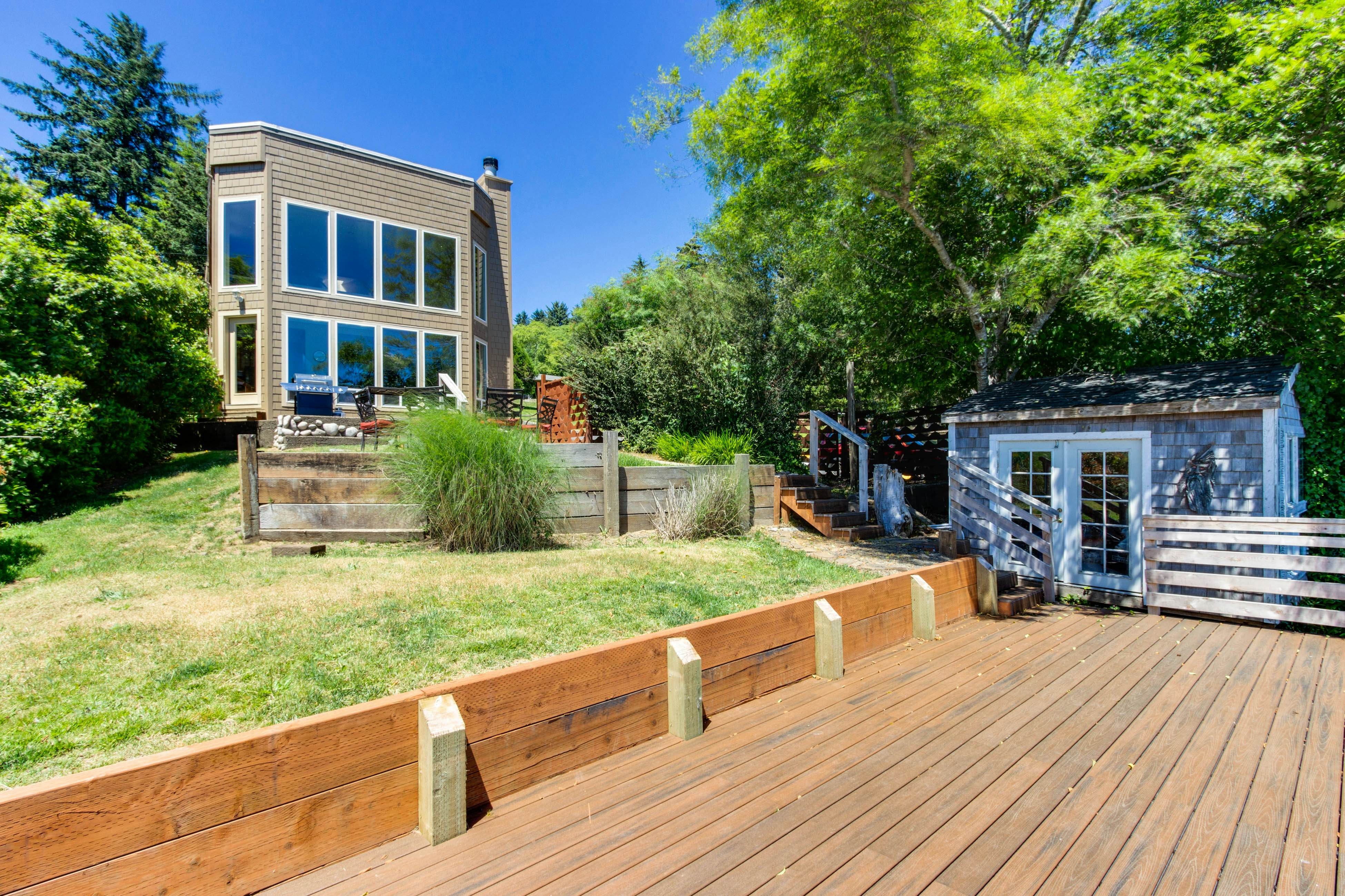 Dog-Friendly Lakefront Vacation Home with Stunning Views & Spacious Deck