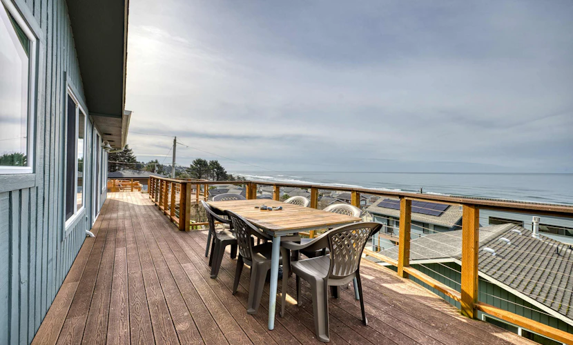 Ocean Horizons House and Studio