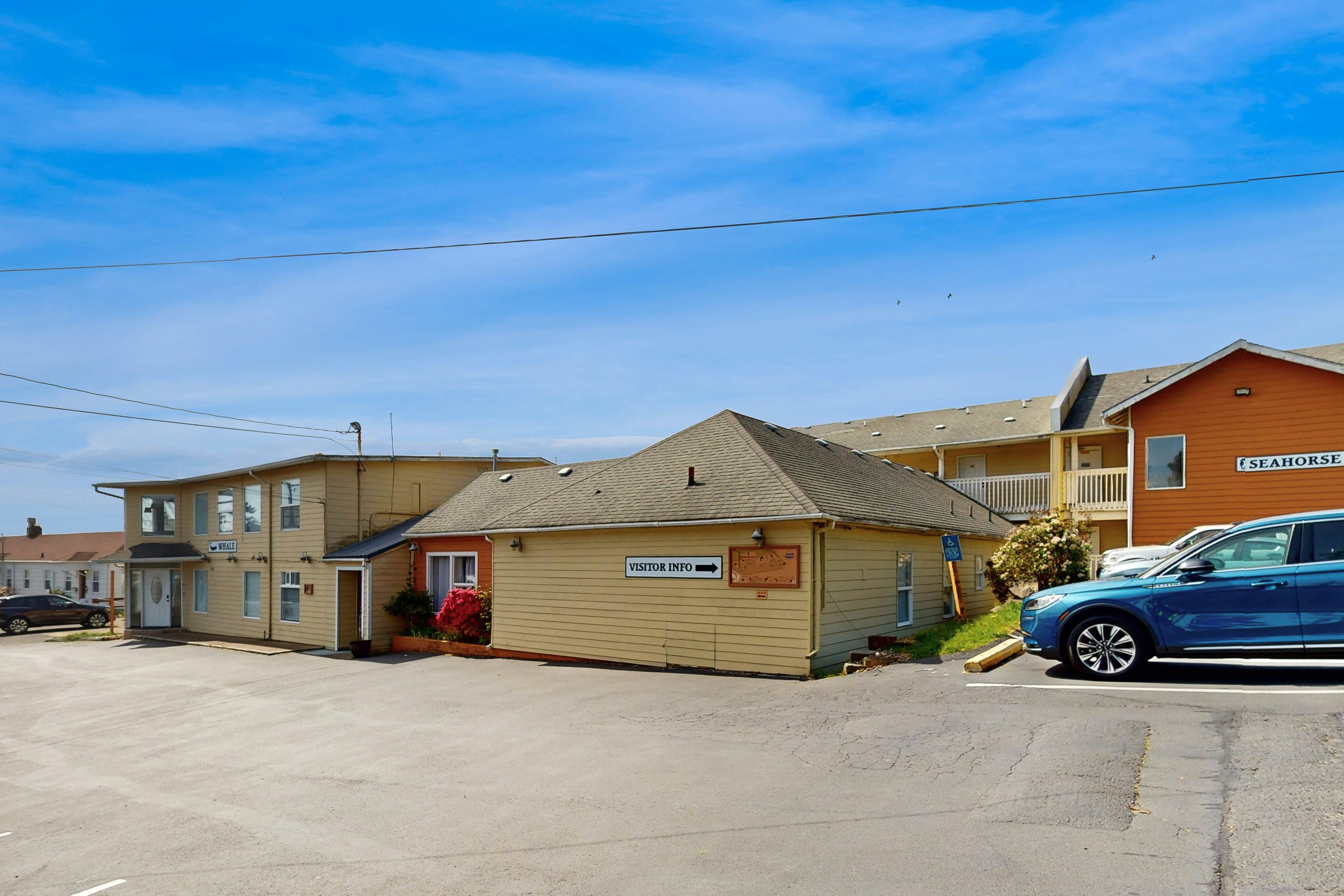 Lovely Studio with Great View & Nearby Beach Access - Dogs Welcome