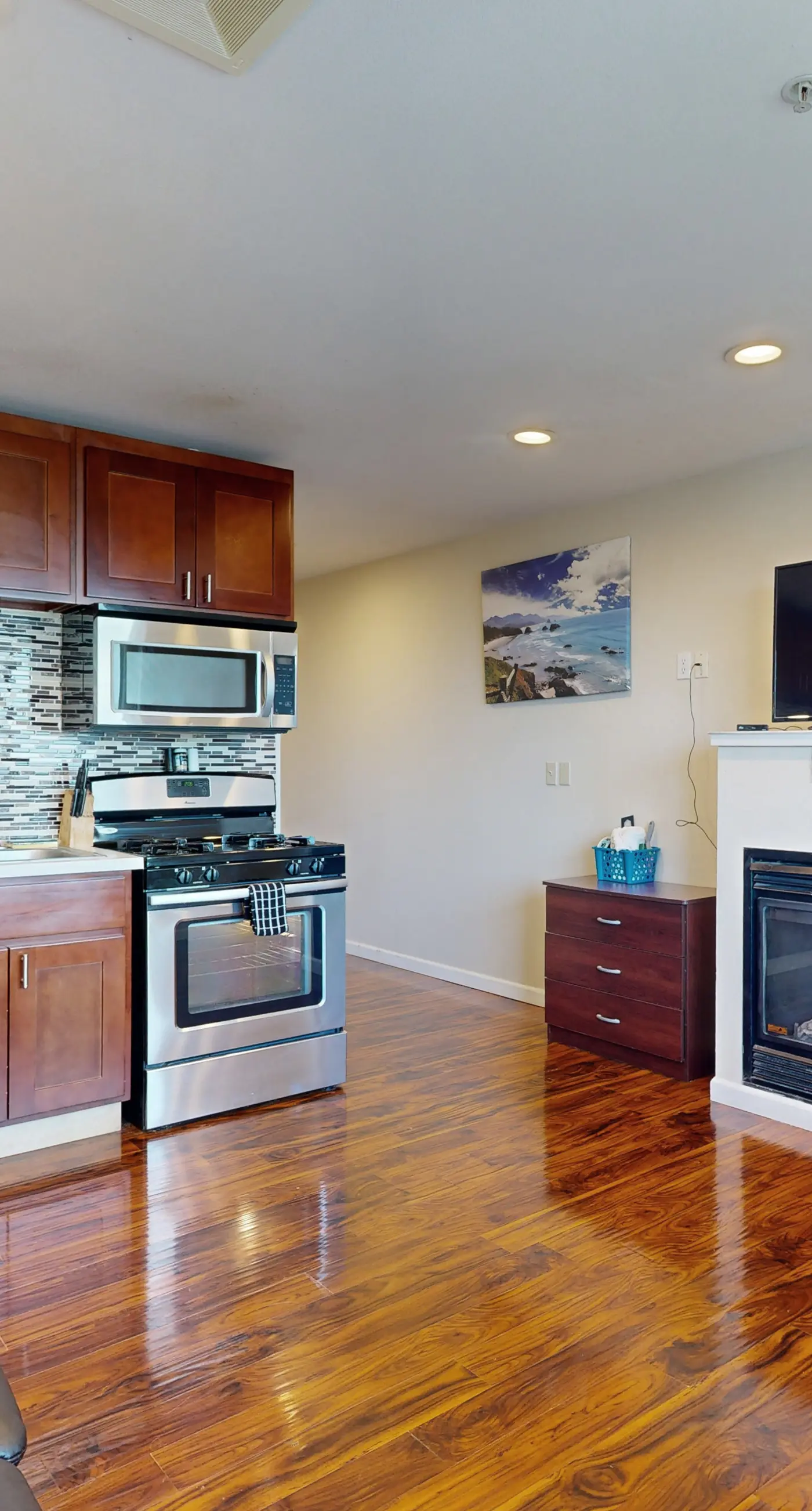 Romantic Ocean View Suite with Easy Beach Access Dog Friendly