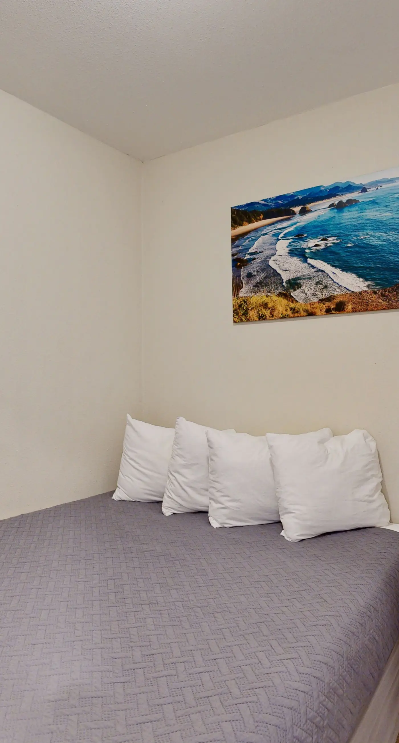 Romantic Ocean View Suite with Easy Beach Access Dog Friendly