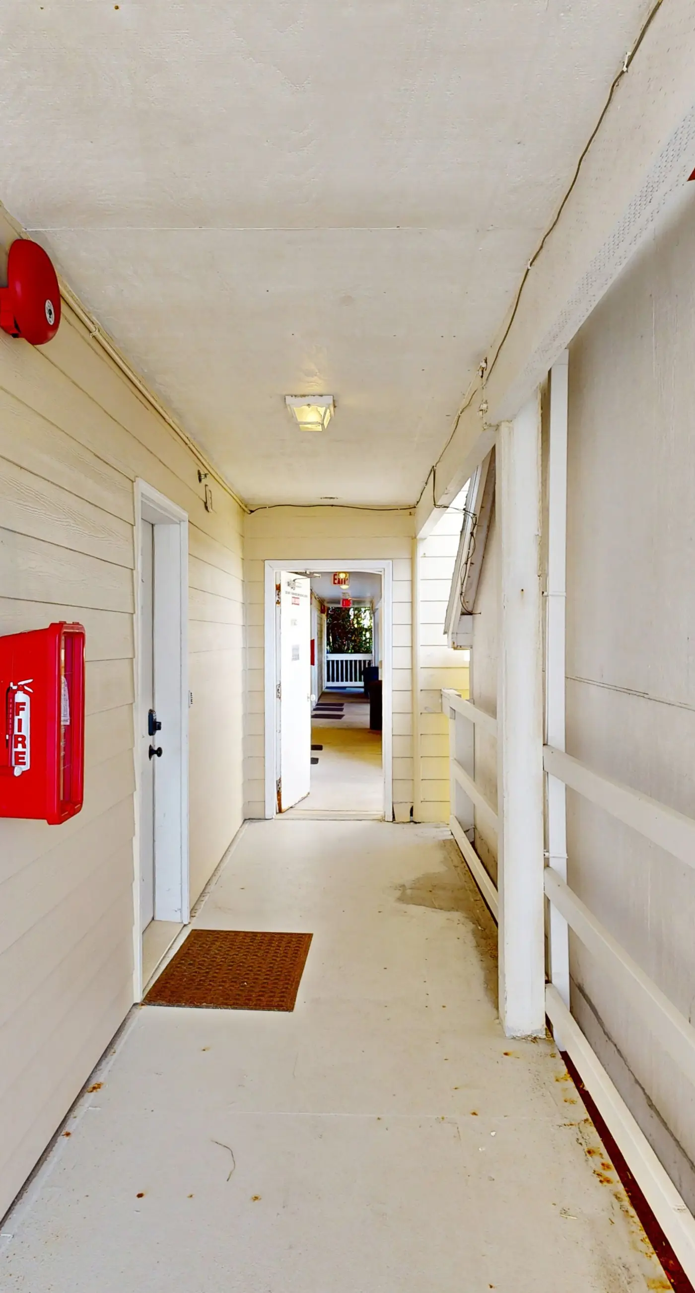 Romantic Ocean View Suite with Easy Beach Access Dog Friendly