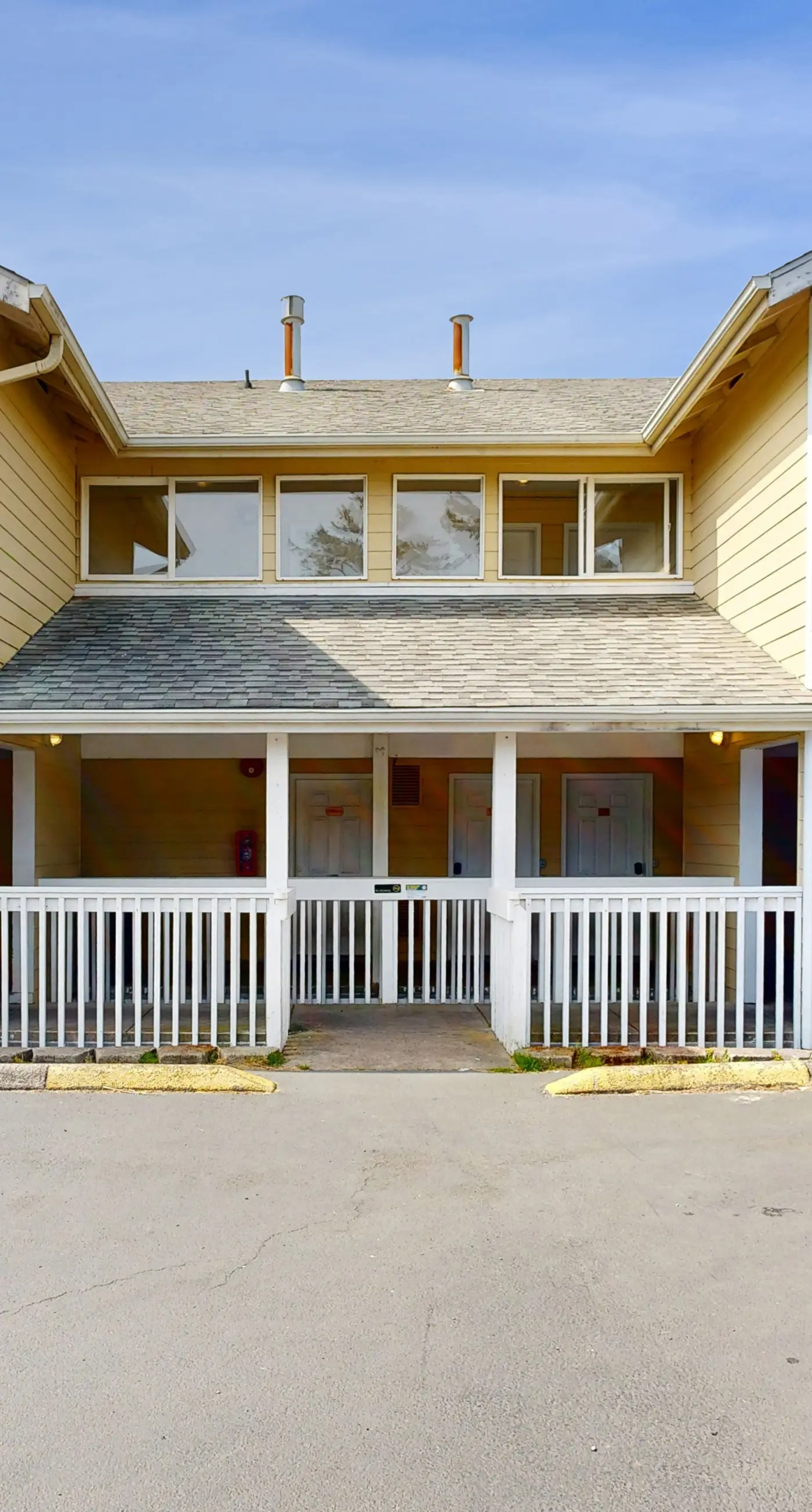 Romantic Ocean View Suite with Easy Beach Access Dog Friendly