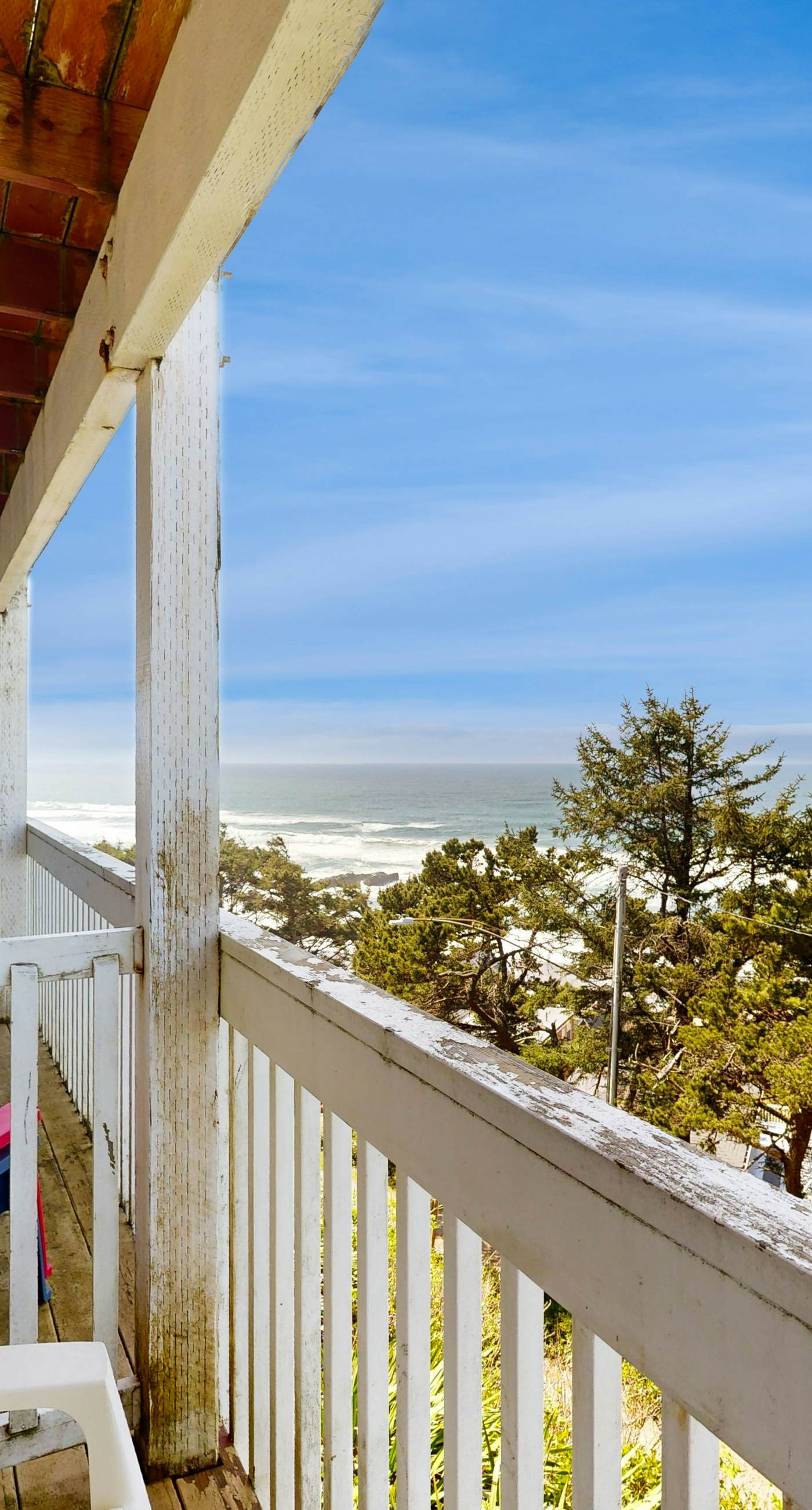 Dog Friendly Studio with Free WiFi Ocean Views and Easy Beach Access