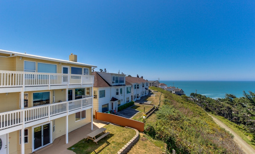 Dog Friendly Condo with Ocean Views Easy Beach Access and Free WiFi