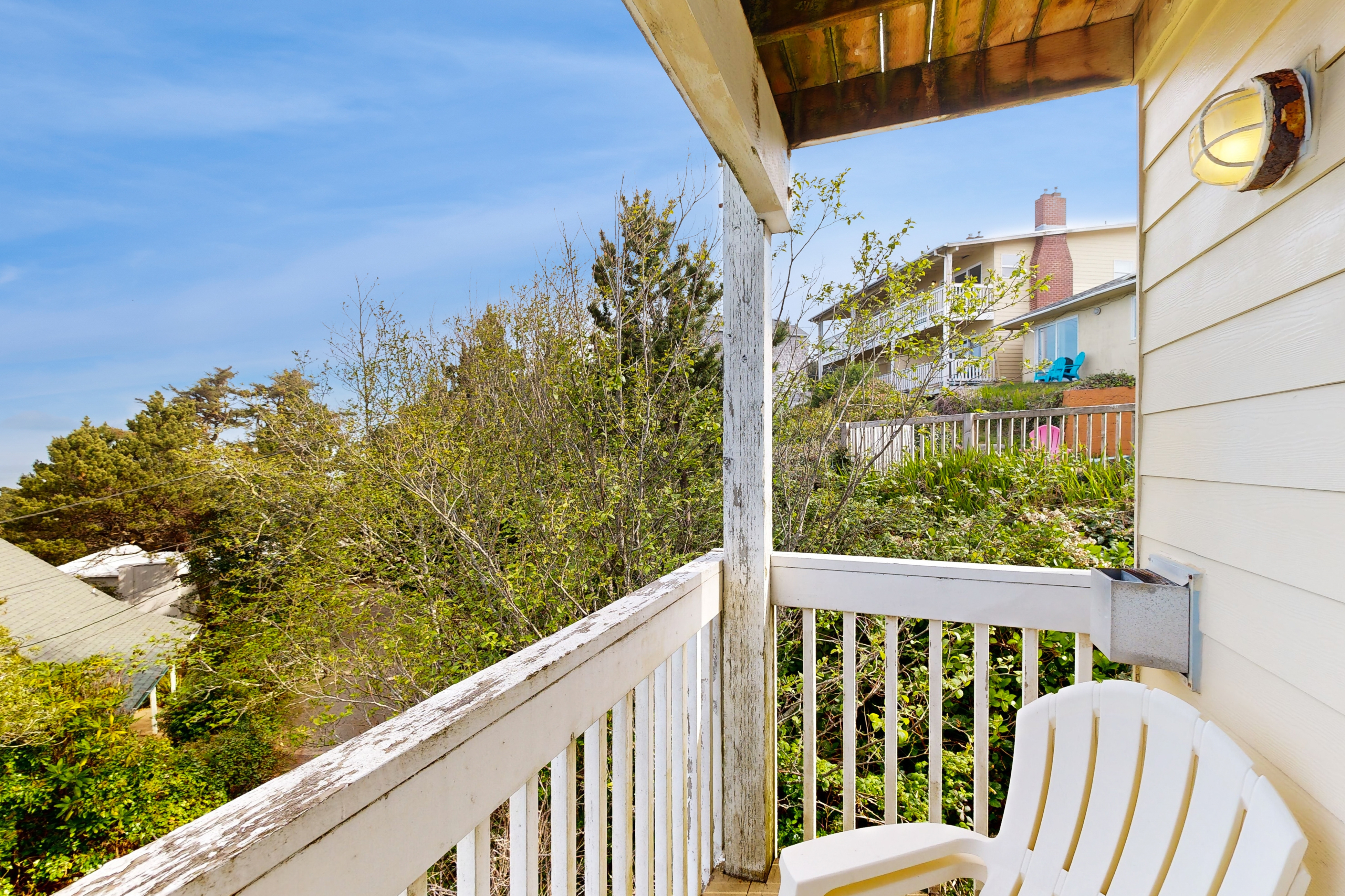 Dog Friendly Condo with Ocean Views Easy Beach Access and Free WiFi