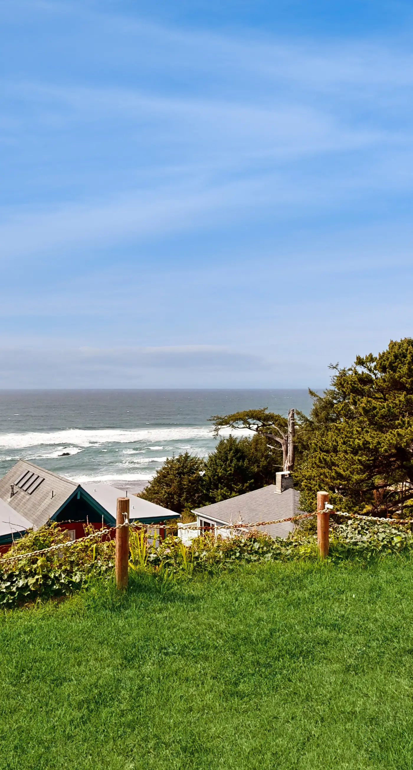 Dog Friendly Studio with Ocean Views WiFi Short Walk to the Beach