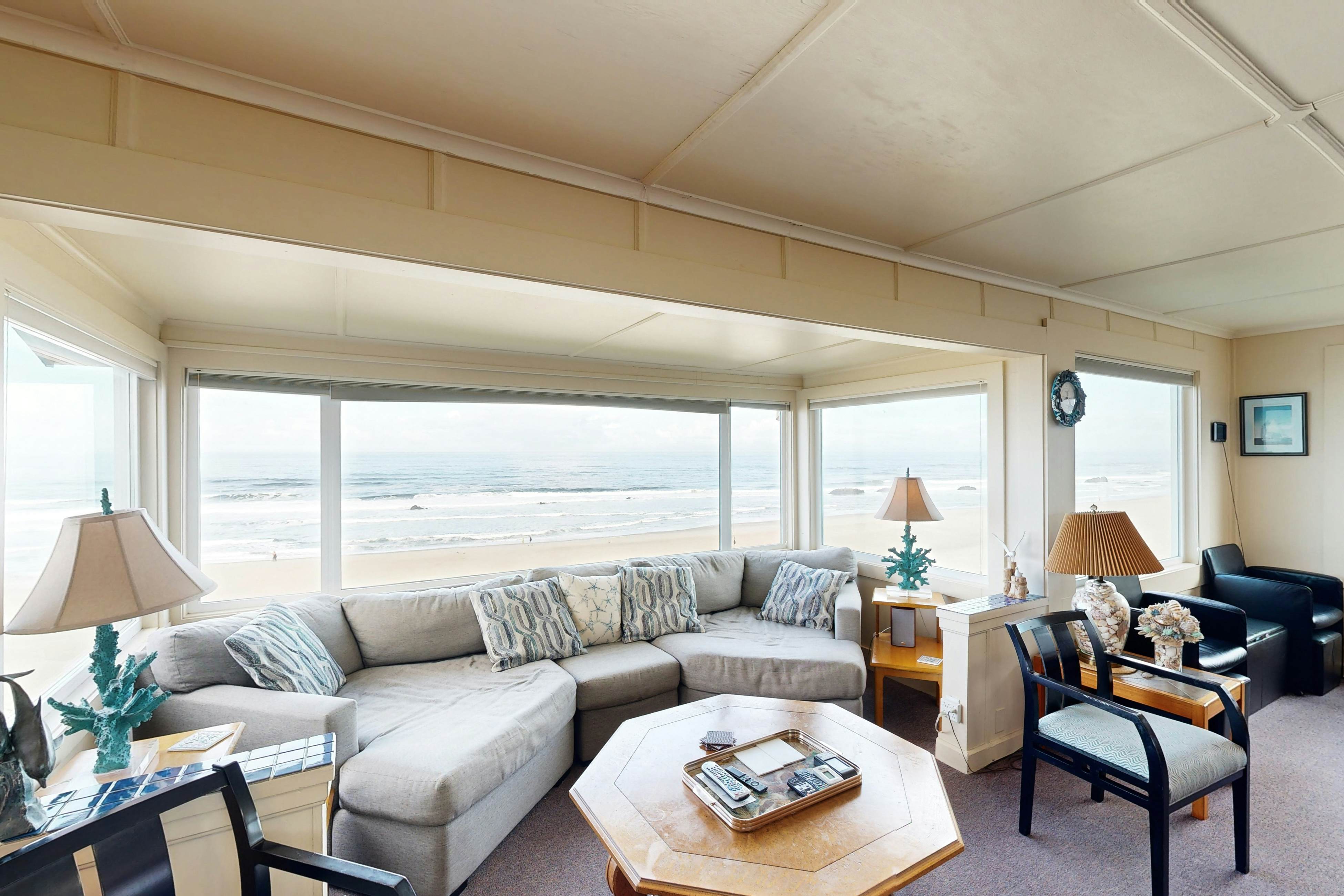 Beautiful Oceanfront Home with Free WiFi and Enclosed Yard - Dog-Friendly