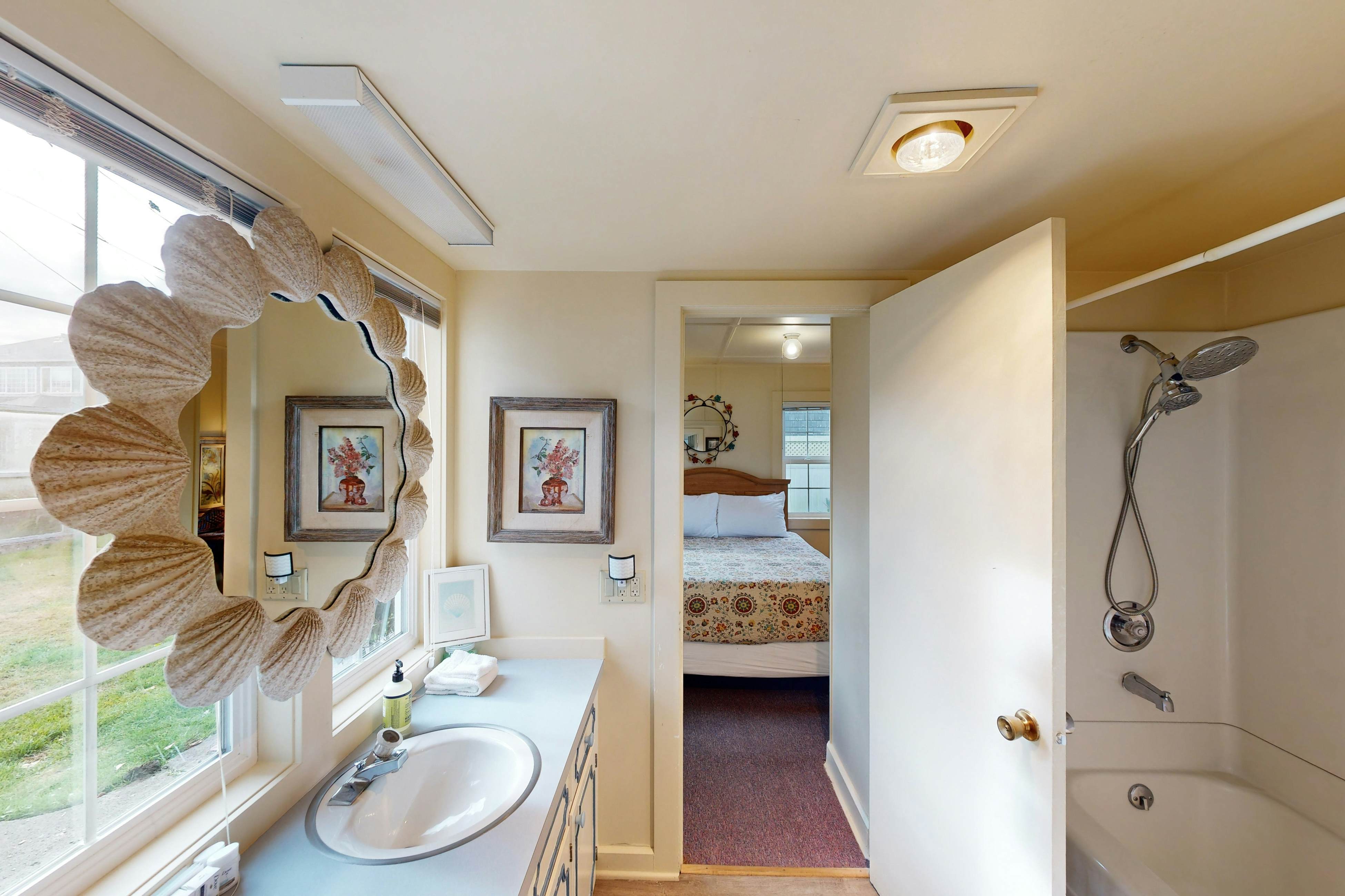 Beautiful Oceanfront Home with Free WiFi and Enclosed Yard - Dog-Friendly