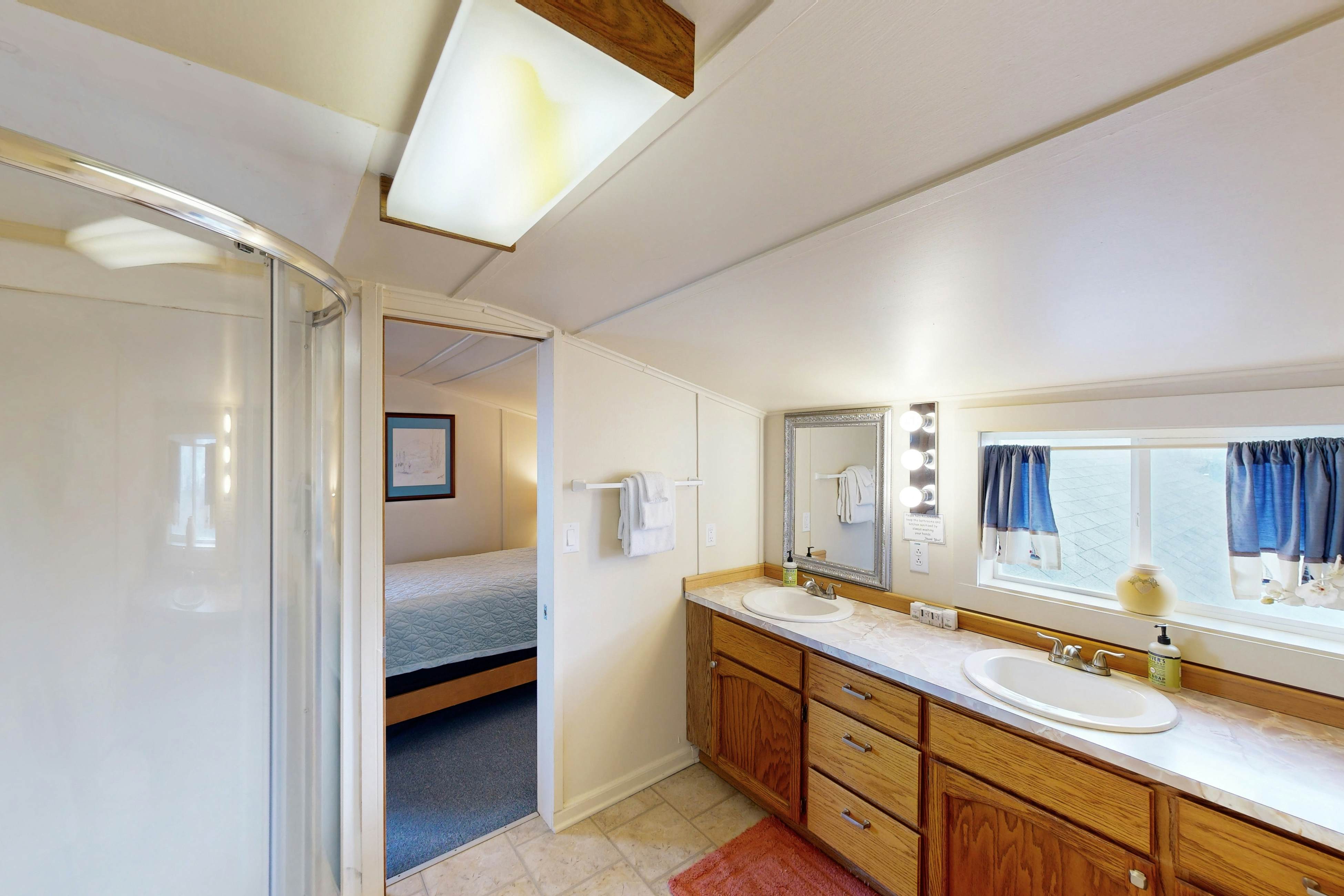 Beautiful Oceanfront Home with Free WiFi and Enclosed Yard - Dog-Friendly