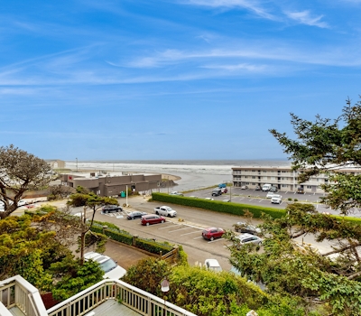 Dog Friendly Ocean View Home with Easy Beach Access and Hot Tub