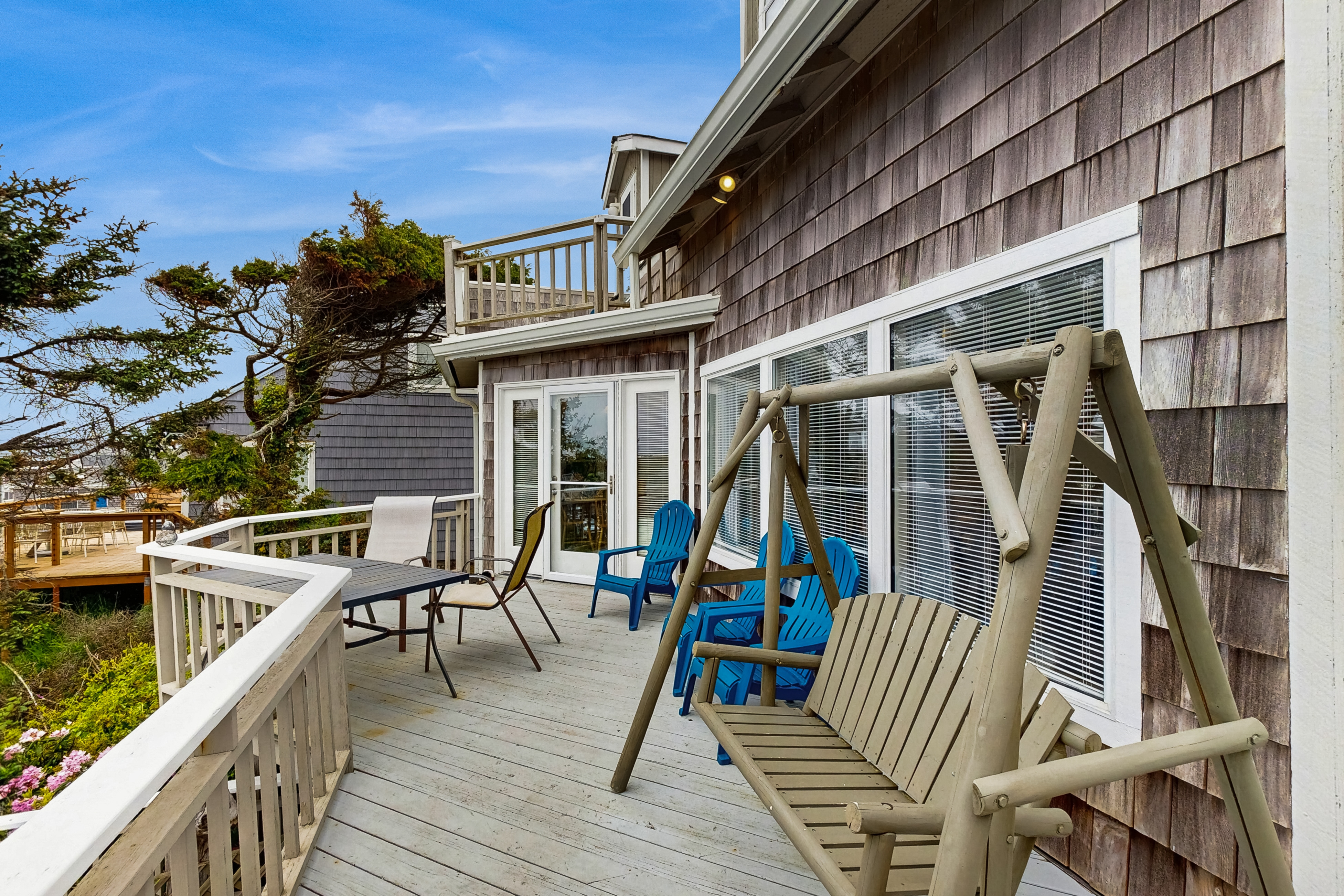 Dog Friendly Ocean View Home with Easy Beach Access and Hot Tub