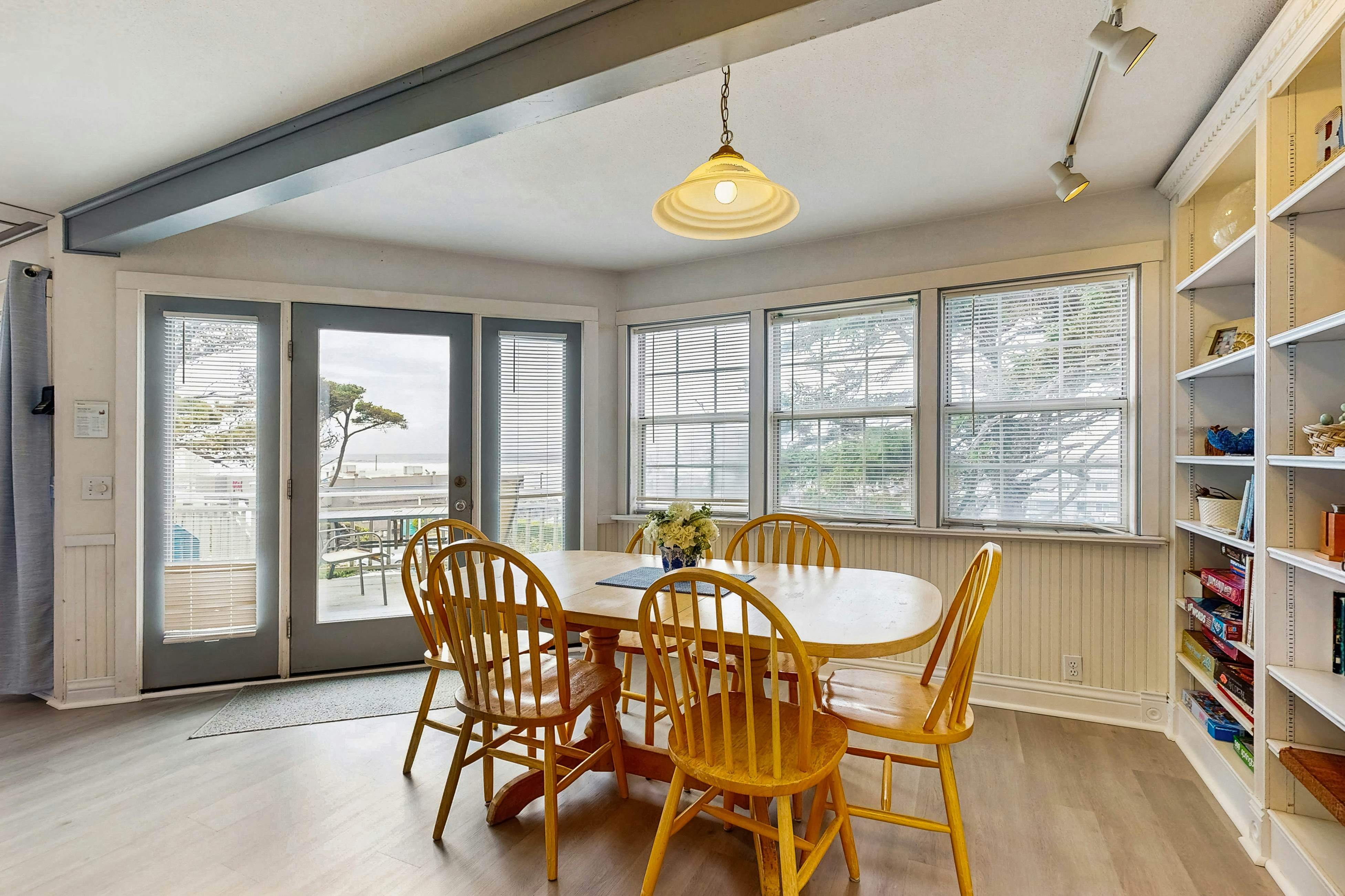 Dog-Friendly Ocean View Home with Easy Beach Access and Hot Tub