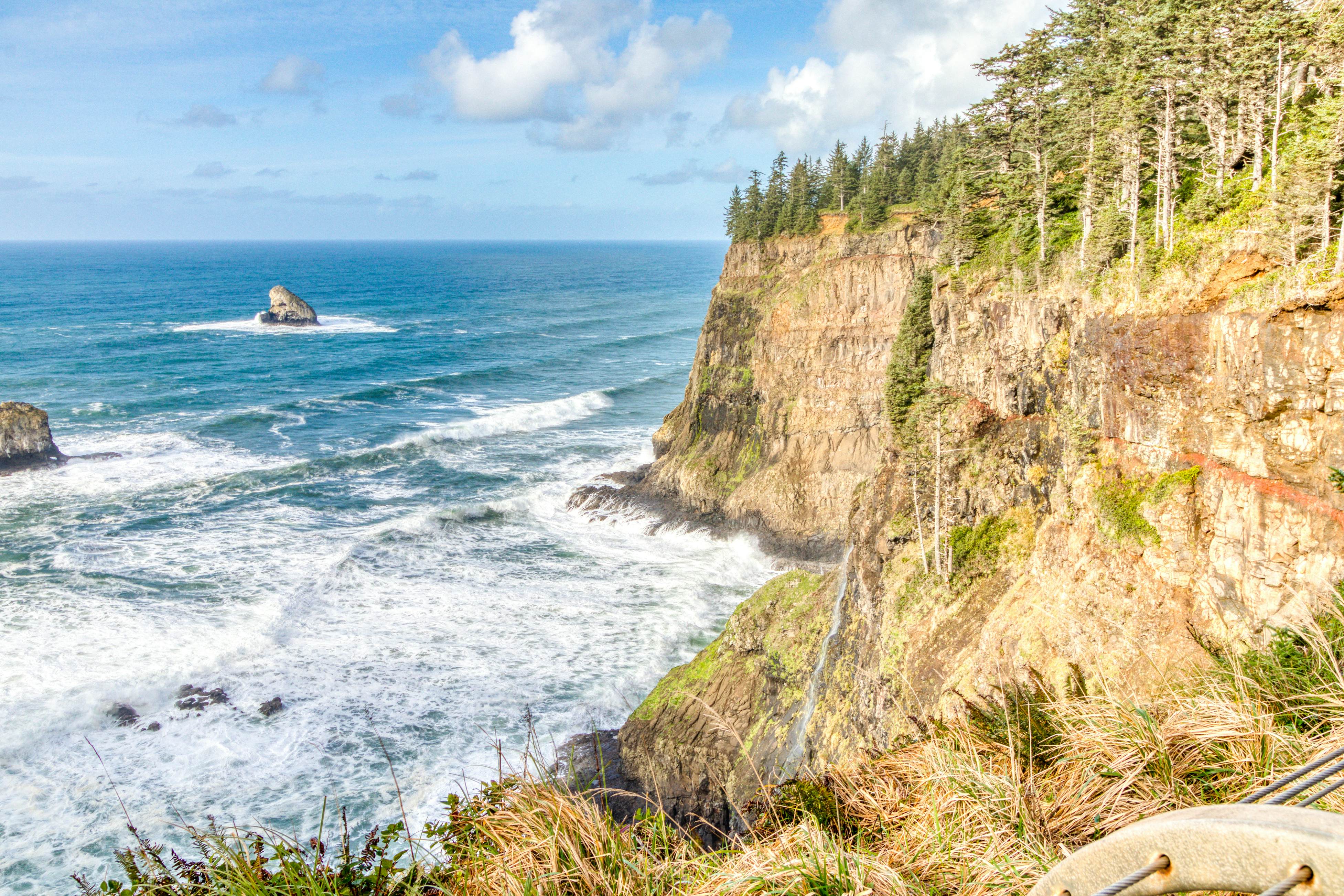 Stunning home with ocean view - spacious deck with nice view