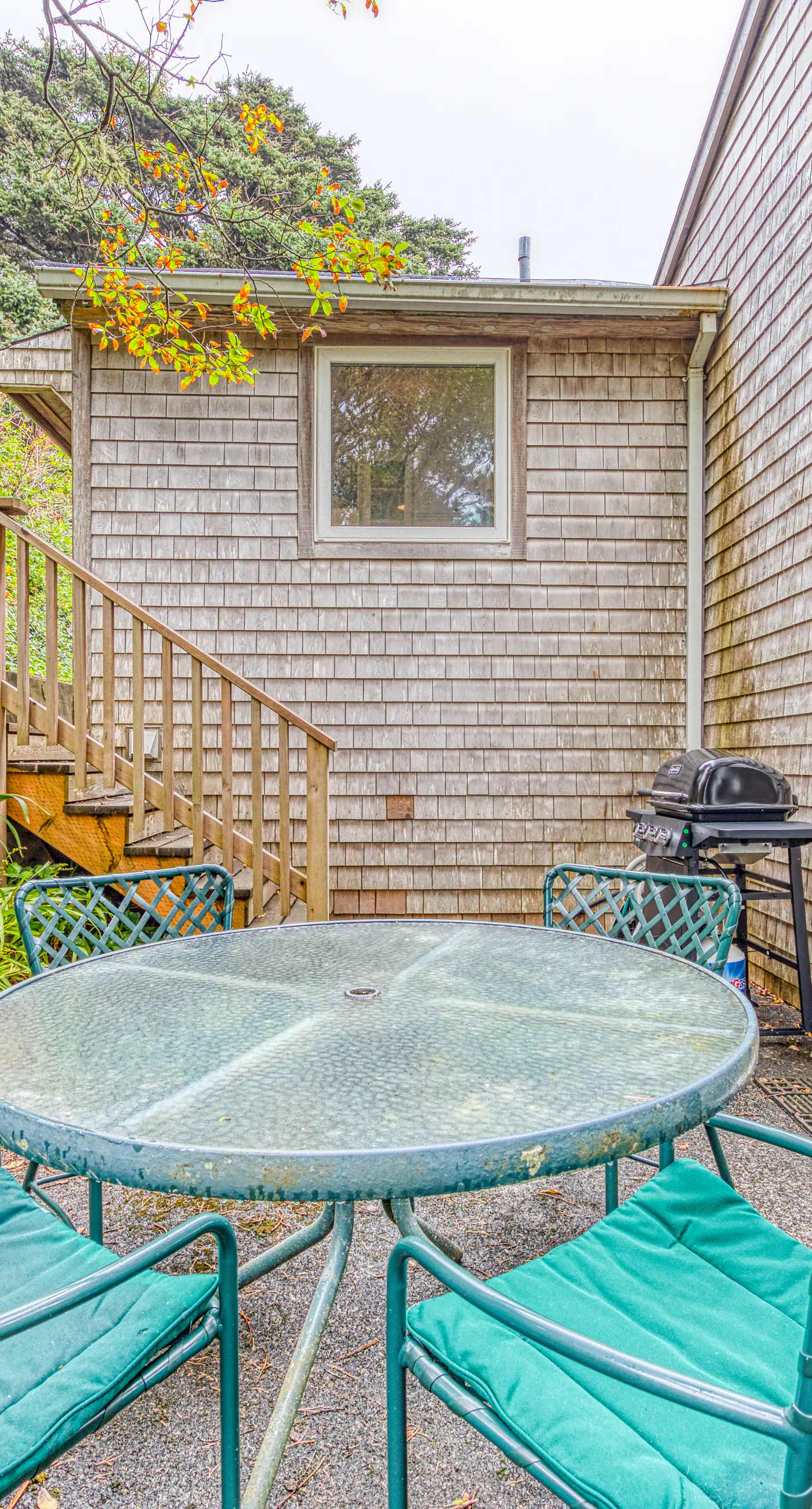 Hillside home with exceptional ocean view near the beach dog friendly
