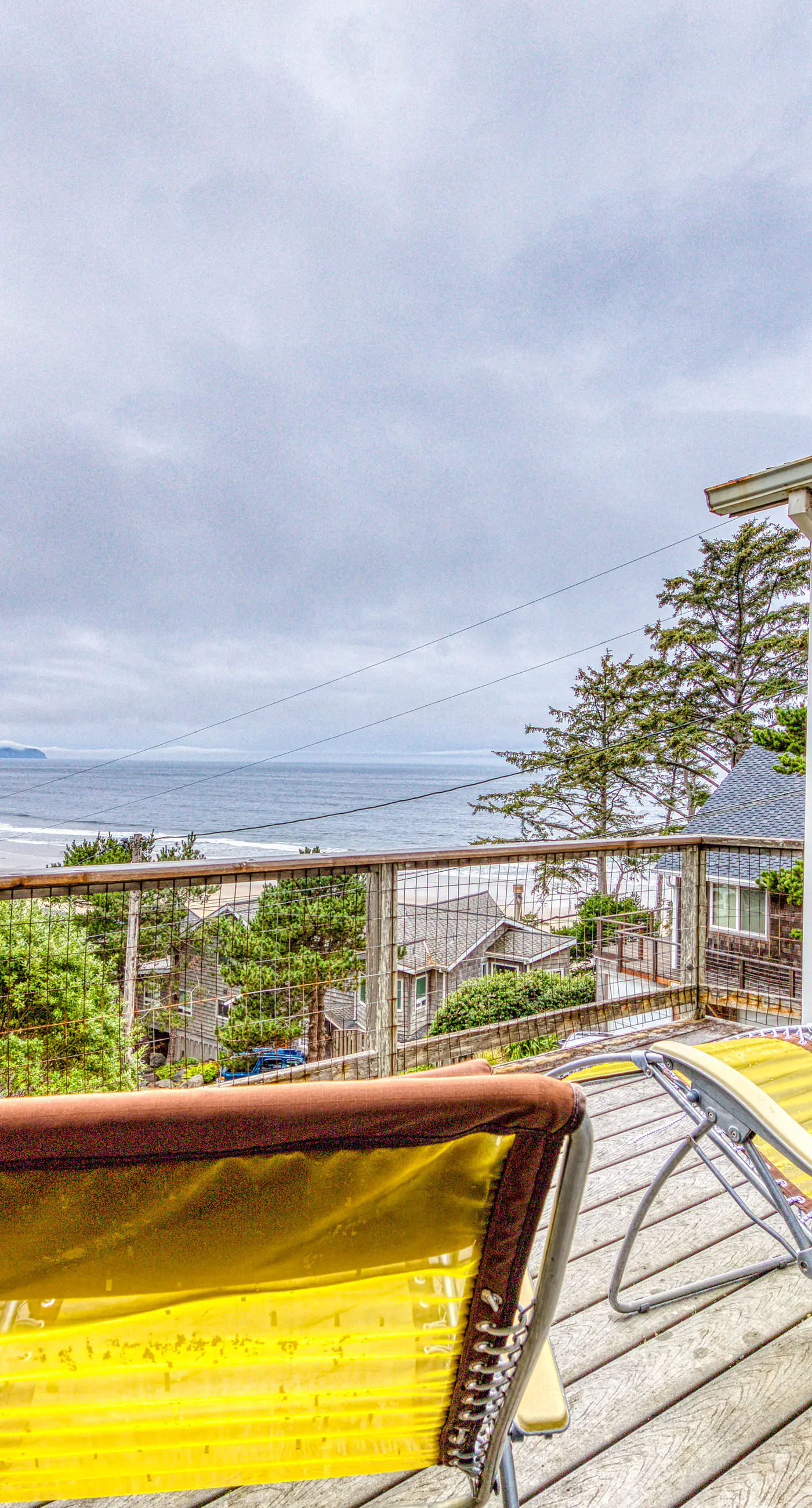 Hillside home with exceptional ocean view near the beach dog friendly