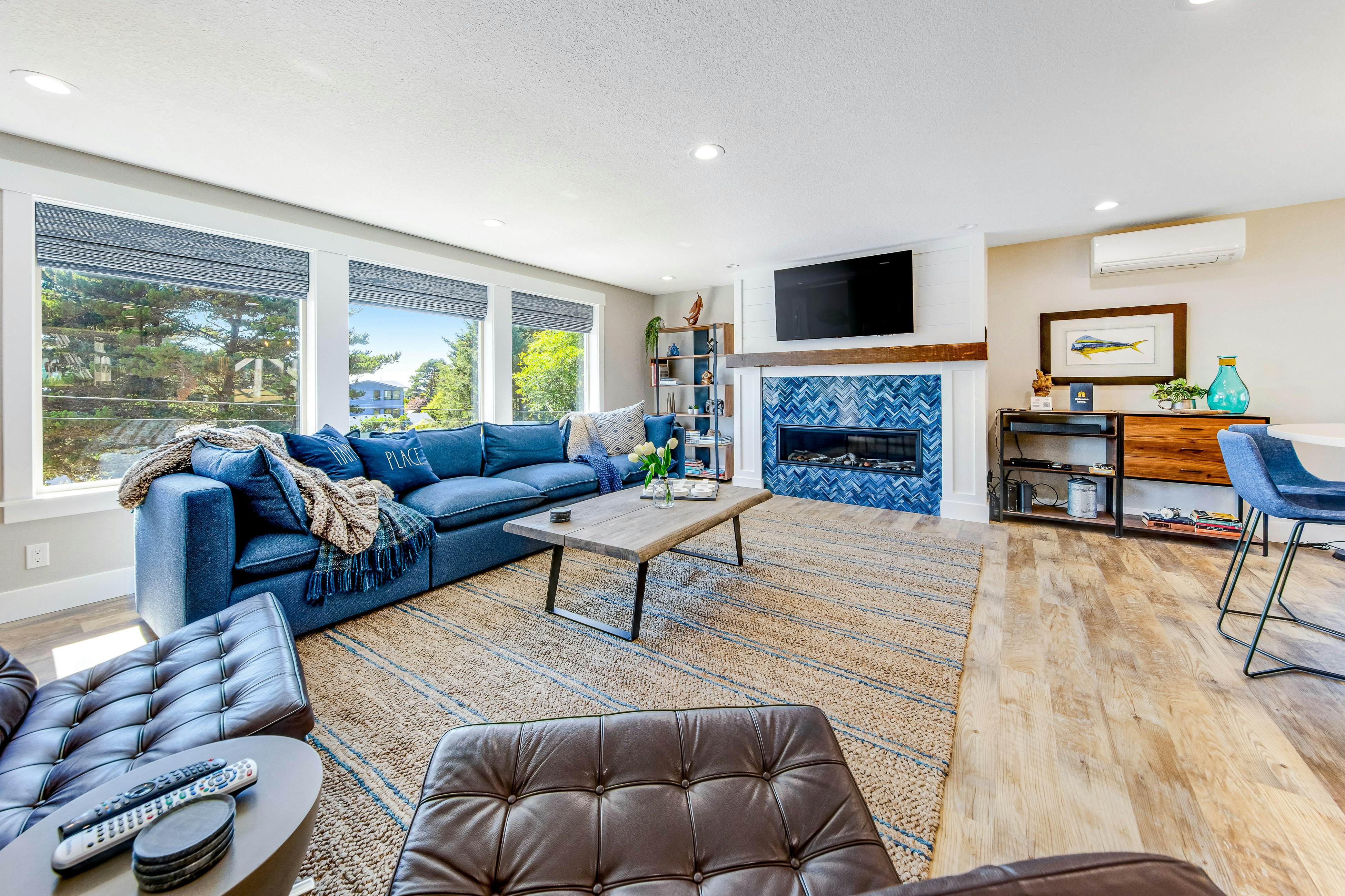 Ocean View Home w/ Private Hot Tub, Great Deck, Fireplace - Walk to the Beach