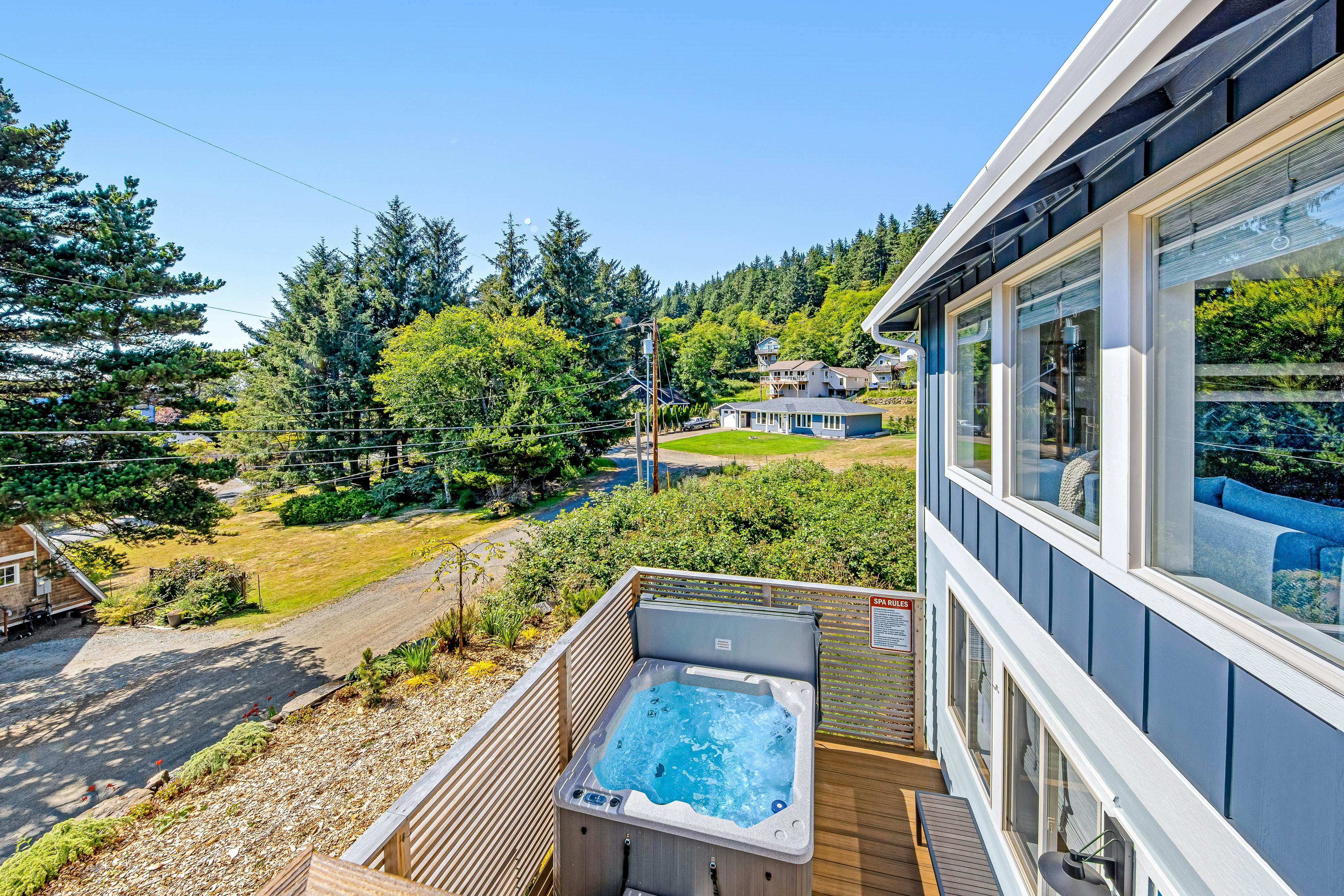 Ocean View Home w/ Private Hot Tub, Great Deck, Fireplace - Walk to the Beach