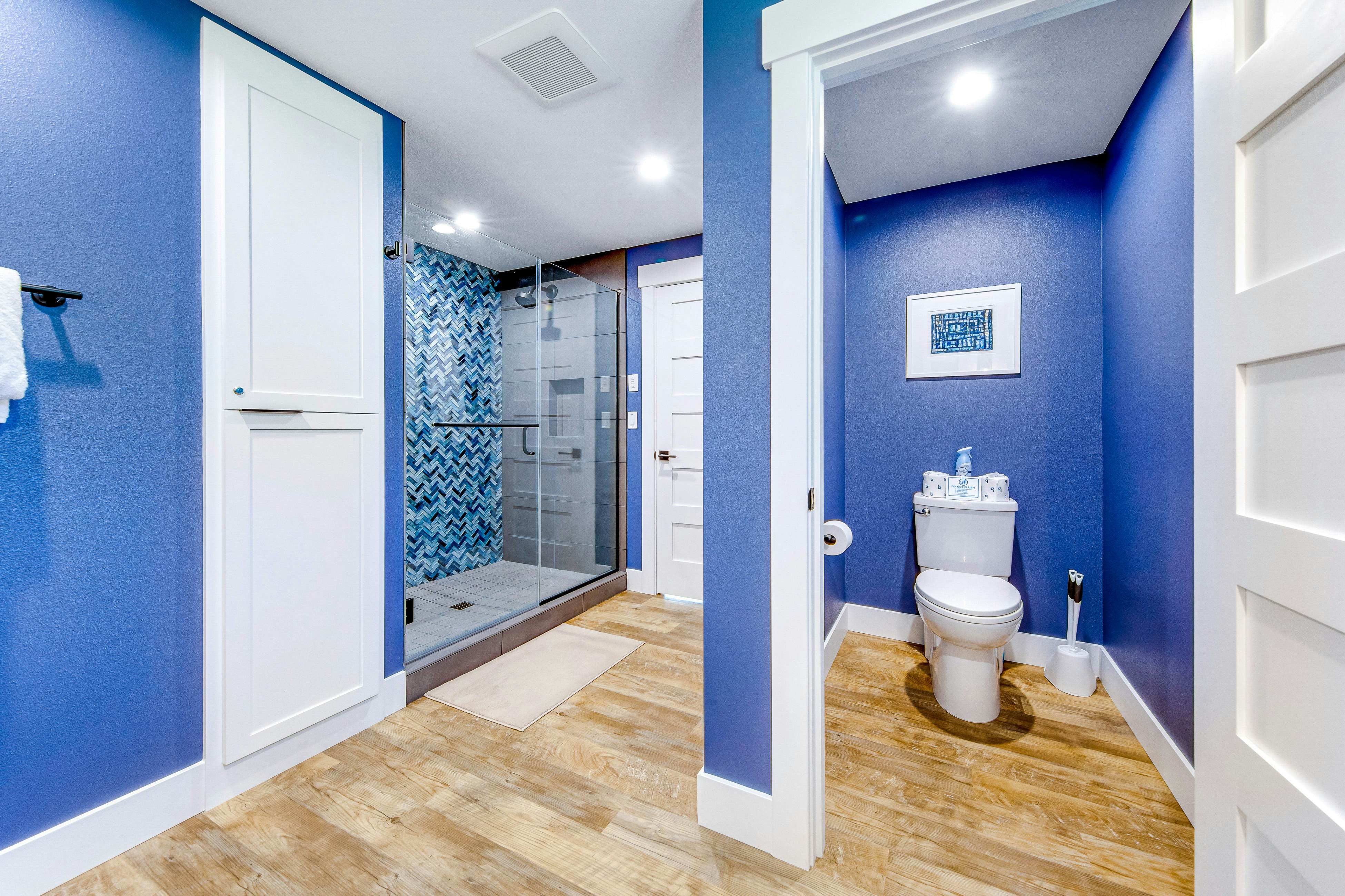 Ocean View Home w/ Private Hot Tub, Great Deck, Fireplace - Walk to the Beach