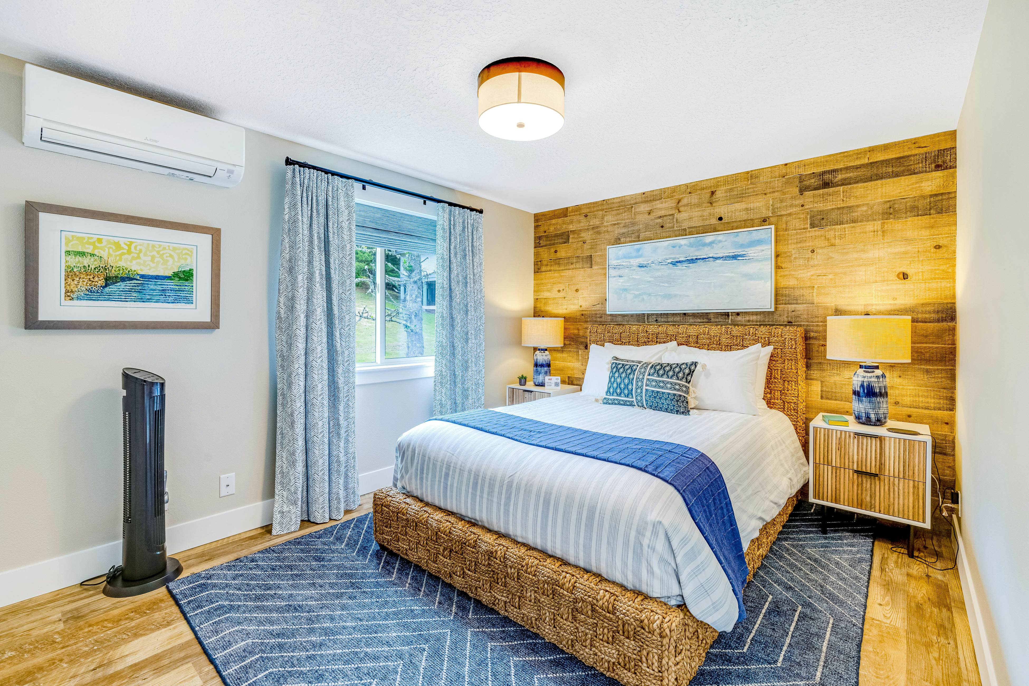 Ocean View Home w/ Private Hot Tub, Great Deck, Fireplace - Walk to the Beach