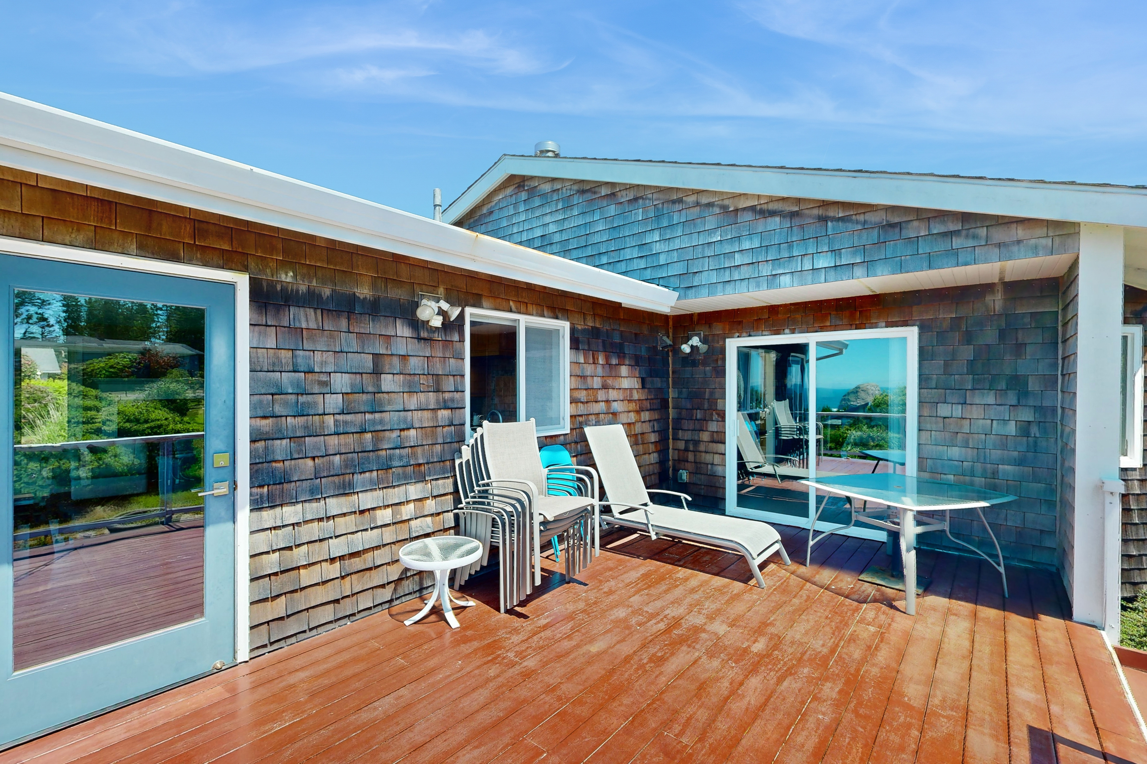 Stunning coastal home with ocean views firepit and media room walk to beach