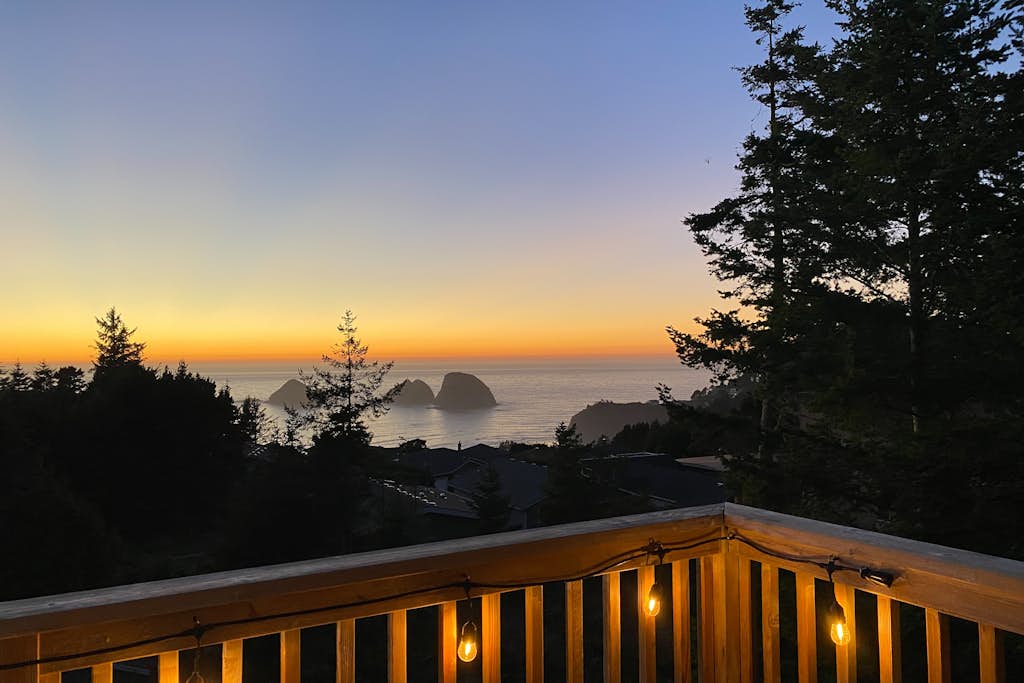 Dog friendly home with ocean views deck washer dryer grill and fireplace