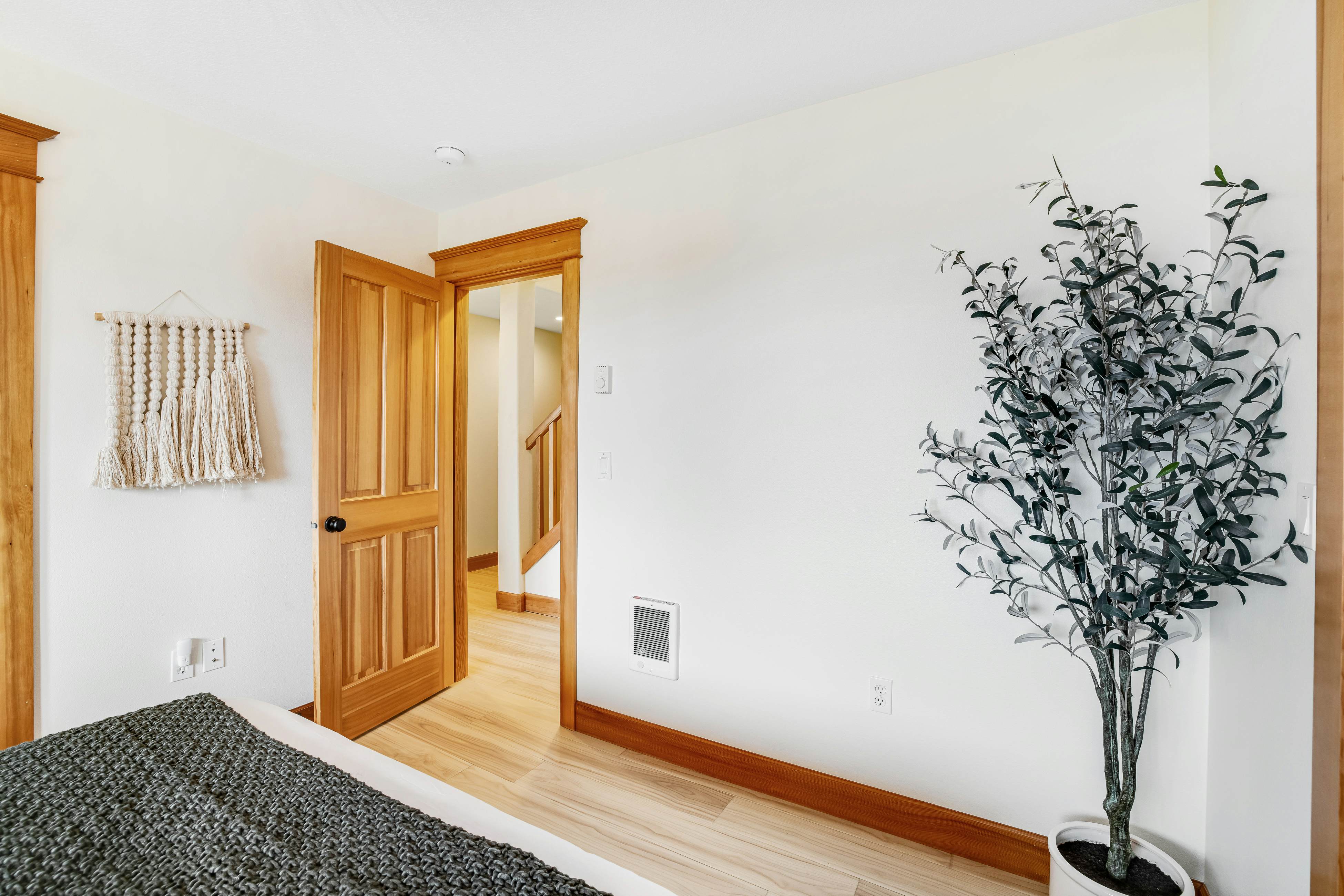 Dog-friendly home with ocean views, deck, washer/dryer, grill, & fireplace