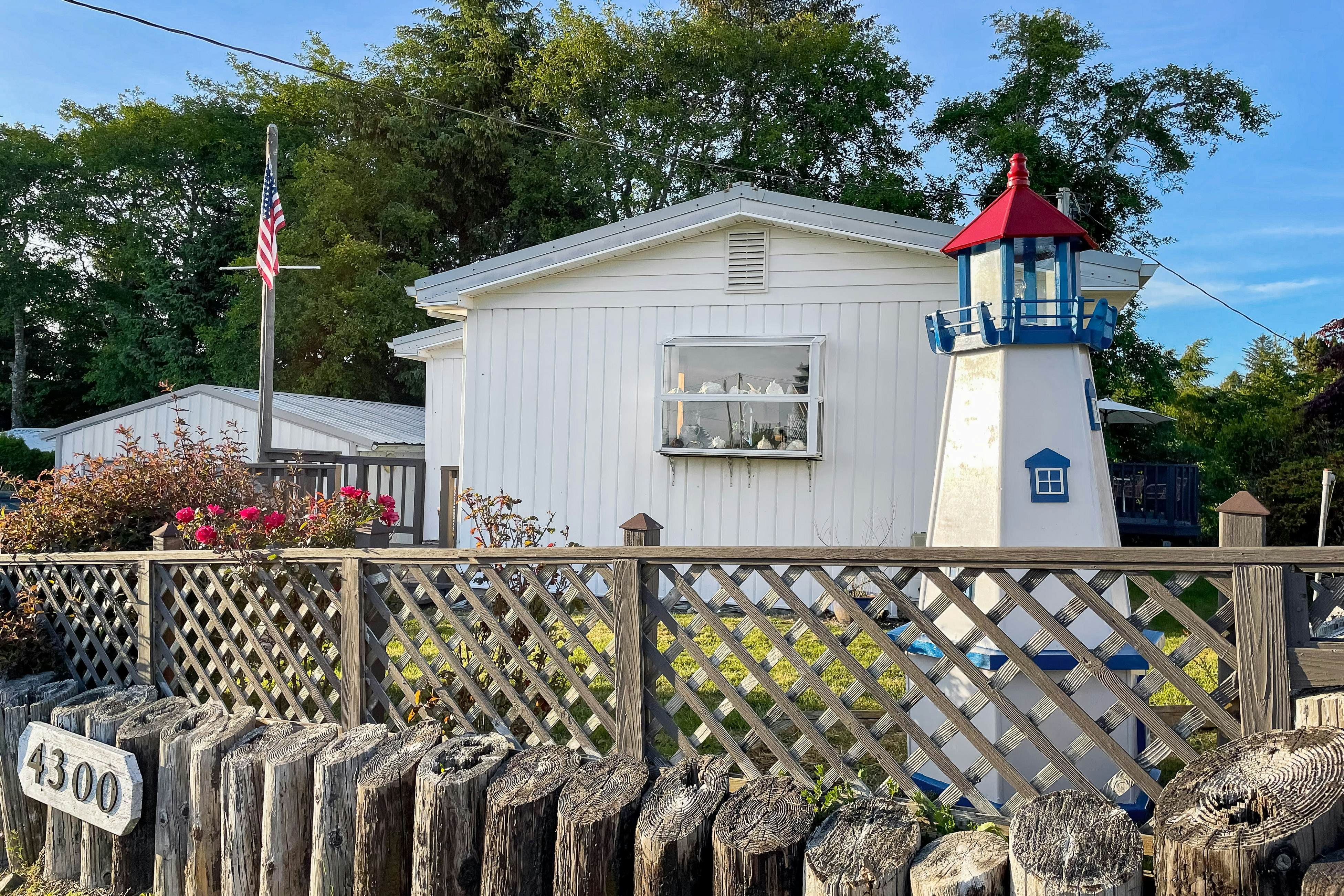 Discover Your Coastal Oasis at Mermaid Crossing, dog friendly