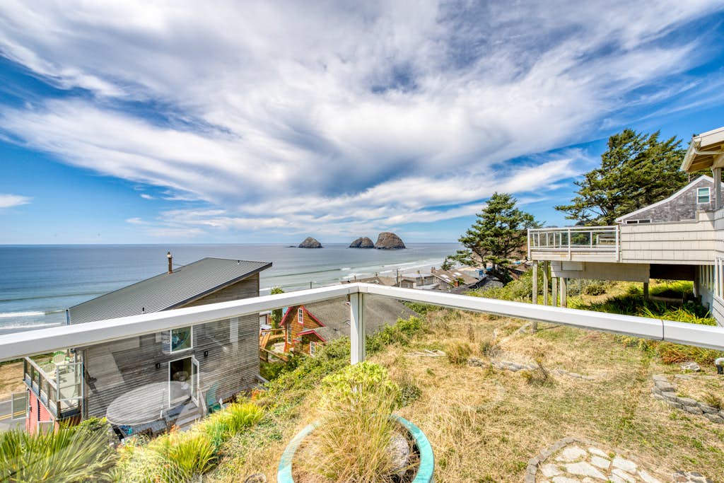 Incredible Ocean Views Free WiFi Great Location