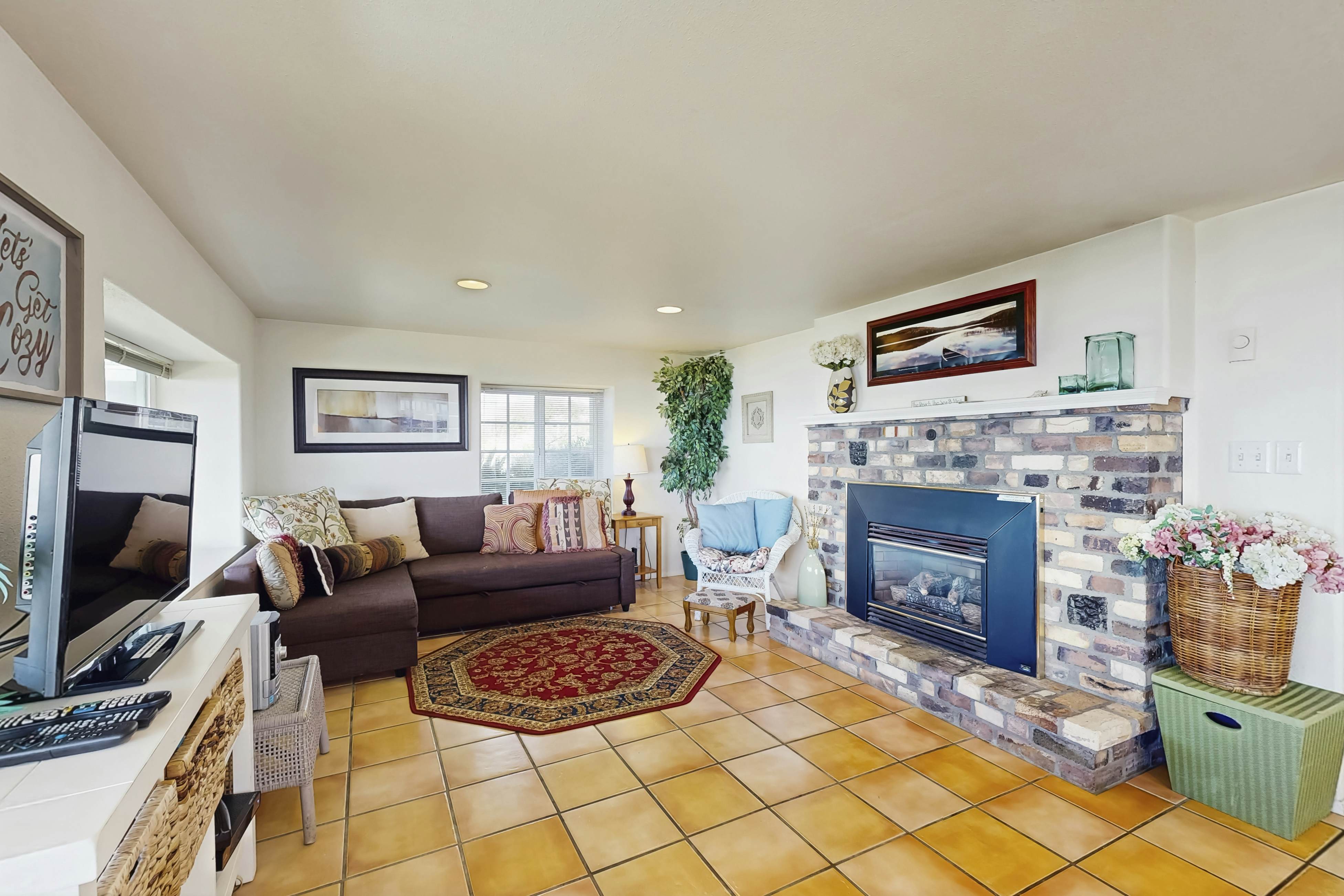 Oceanview Escape with Sweeping Views and Easy Beach Access