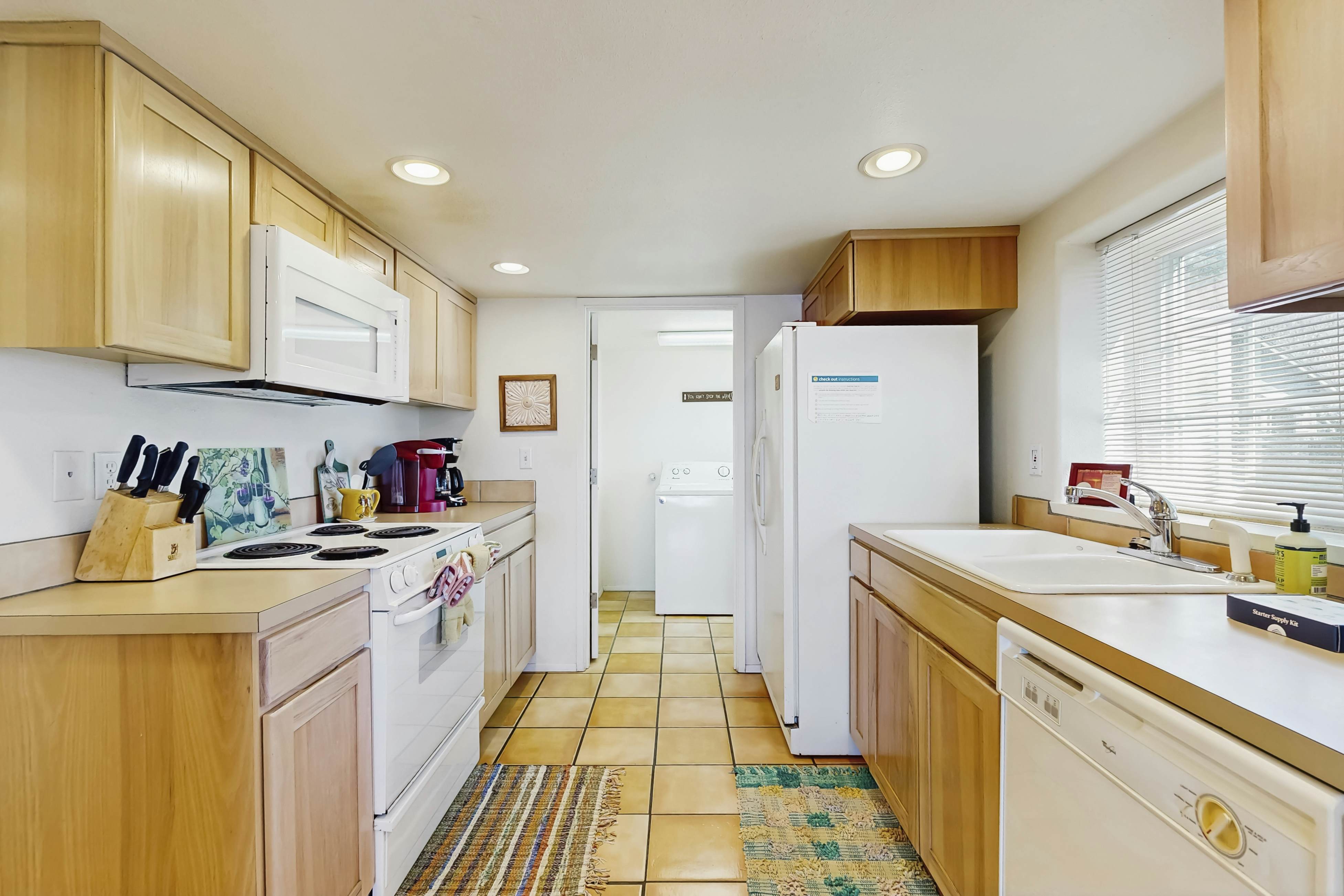 Oceanview Escape with Sweeping Views and Easy Beach Access