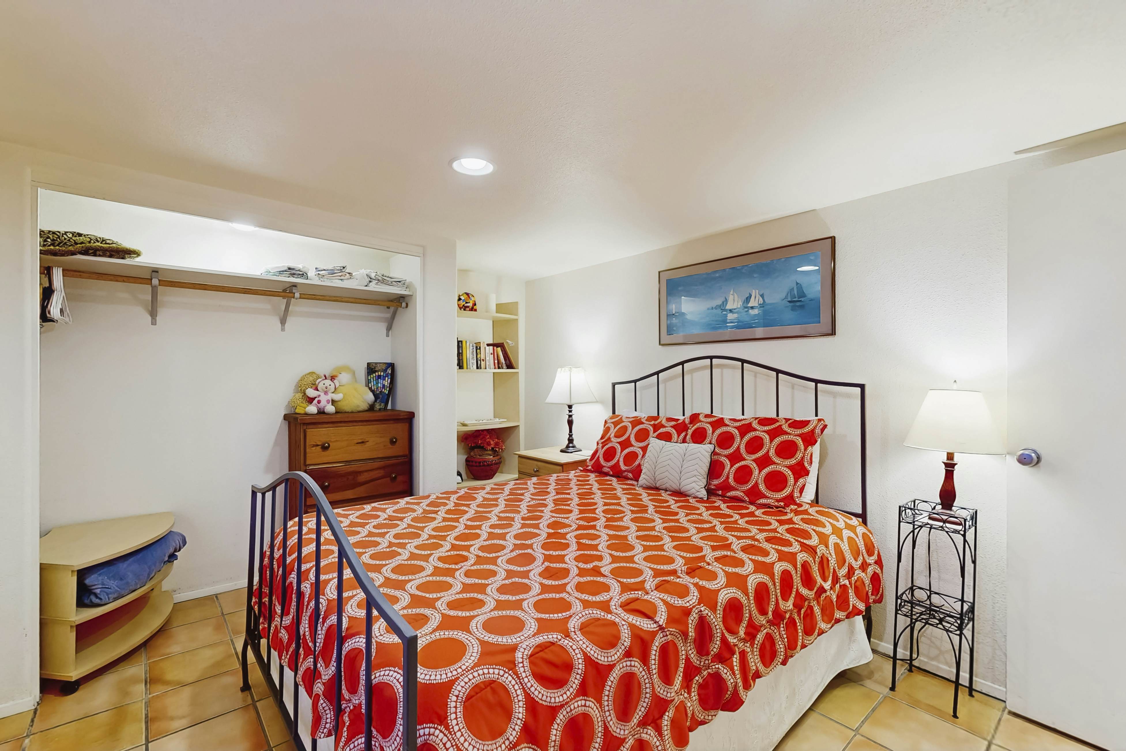 Oceanview Escape with Sweeping Views and Easy Beach Access