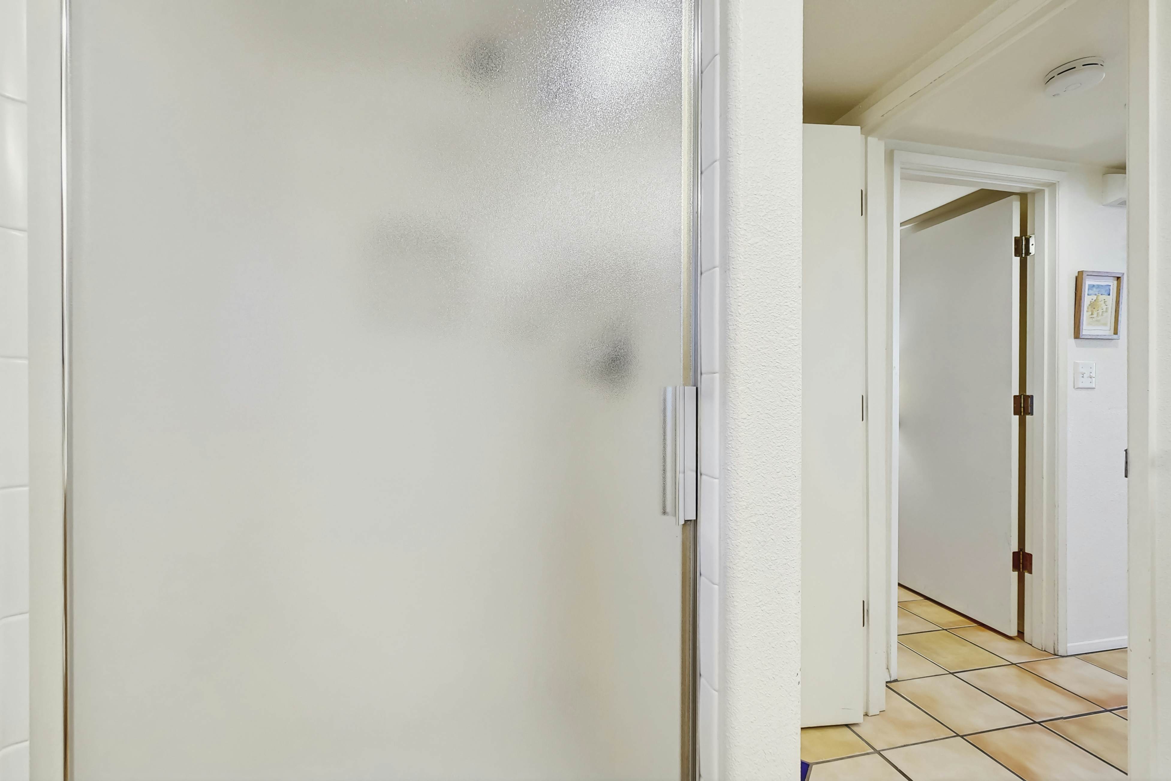 Oceanview Escape with Sweeping Views and Easy Beach Access