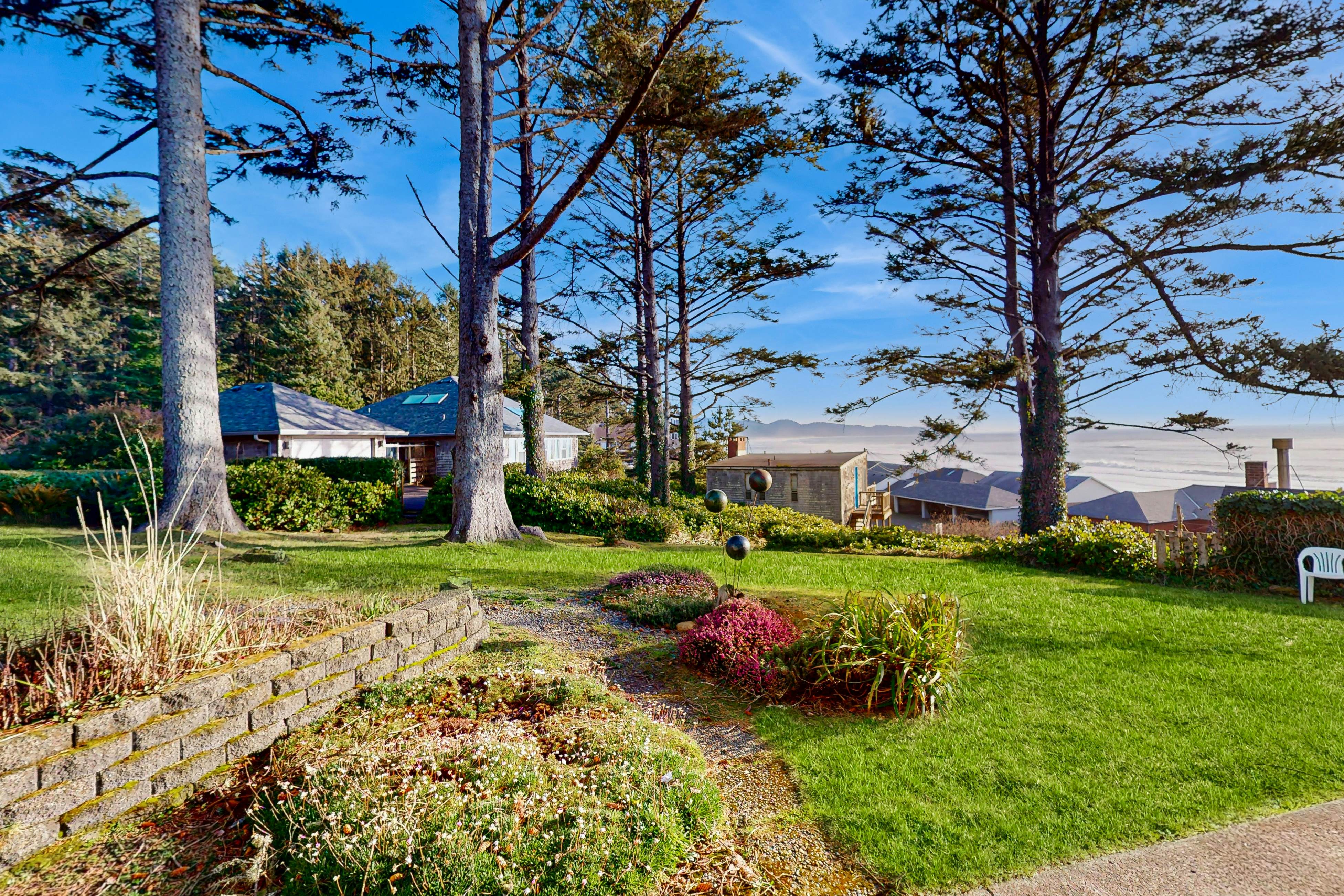 Oceanview Escape with Sweeping Views and Easy Beach Access