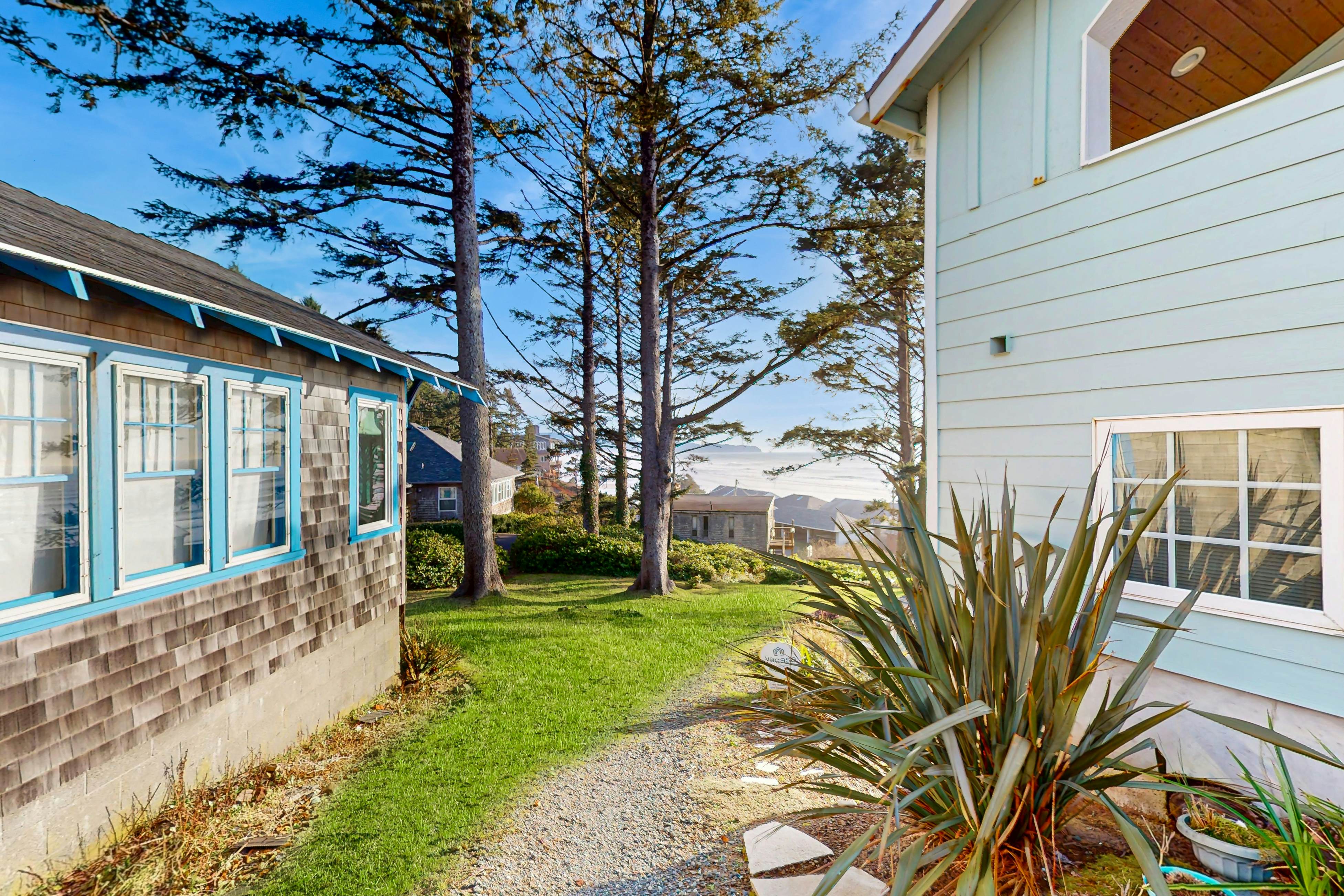 Oceanview Escape with Sweeping Views and Easy Beach Access