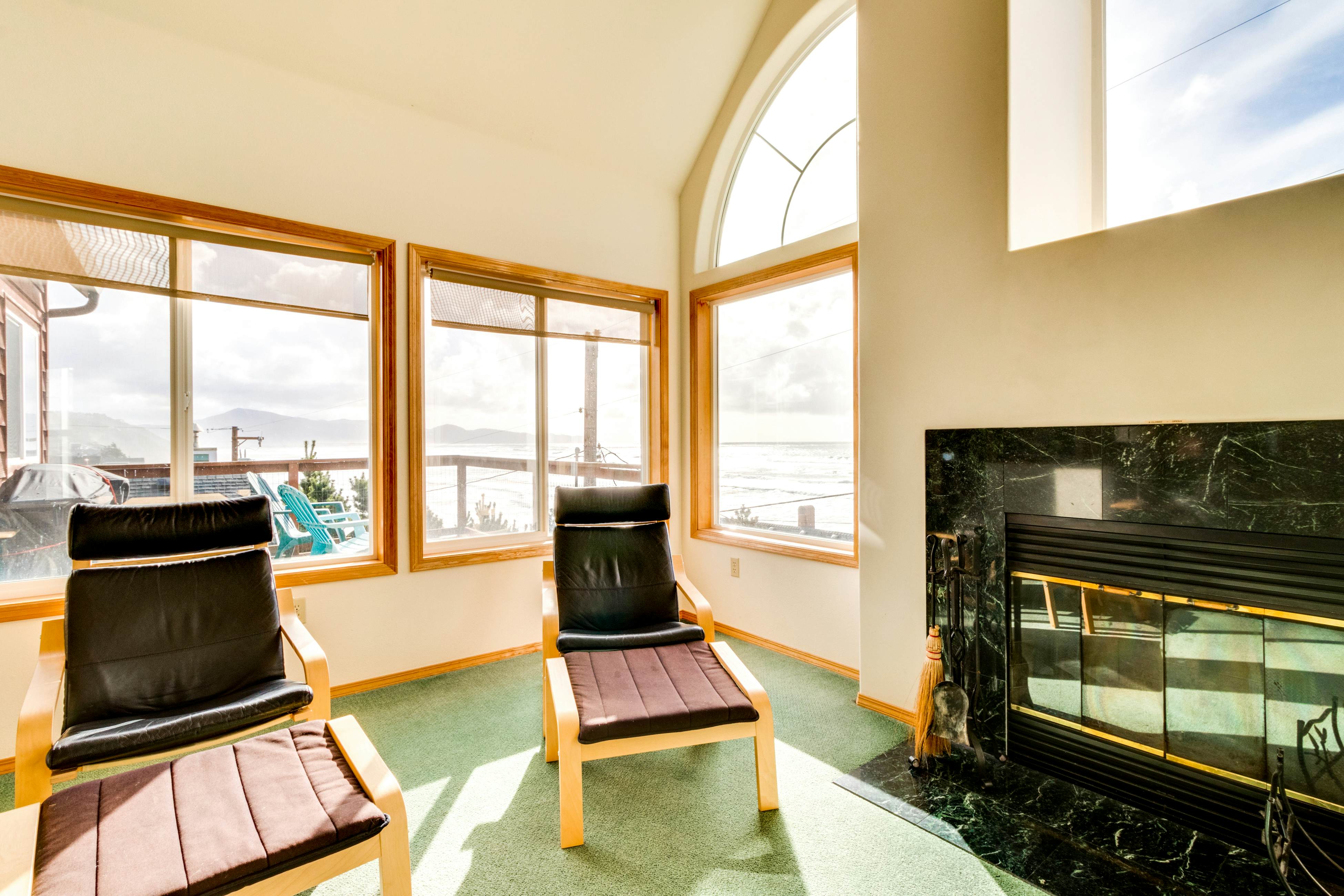 Relaxing Bayfront Home with Ocean Views & Easy Beach Access - Dogs Welcome