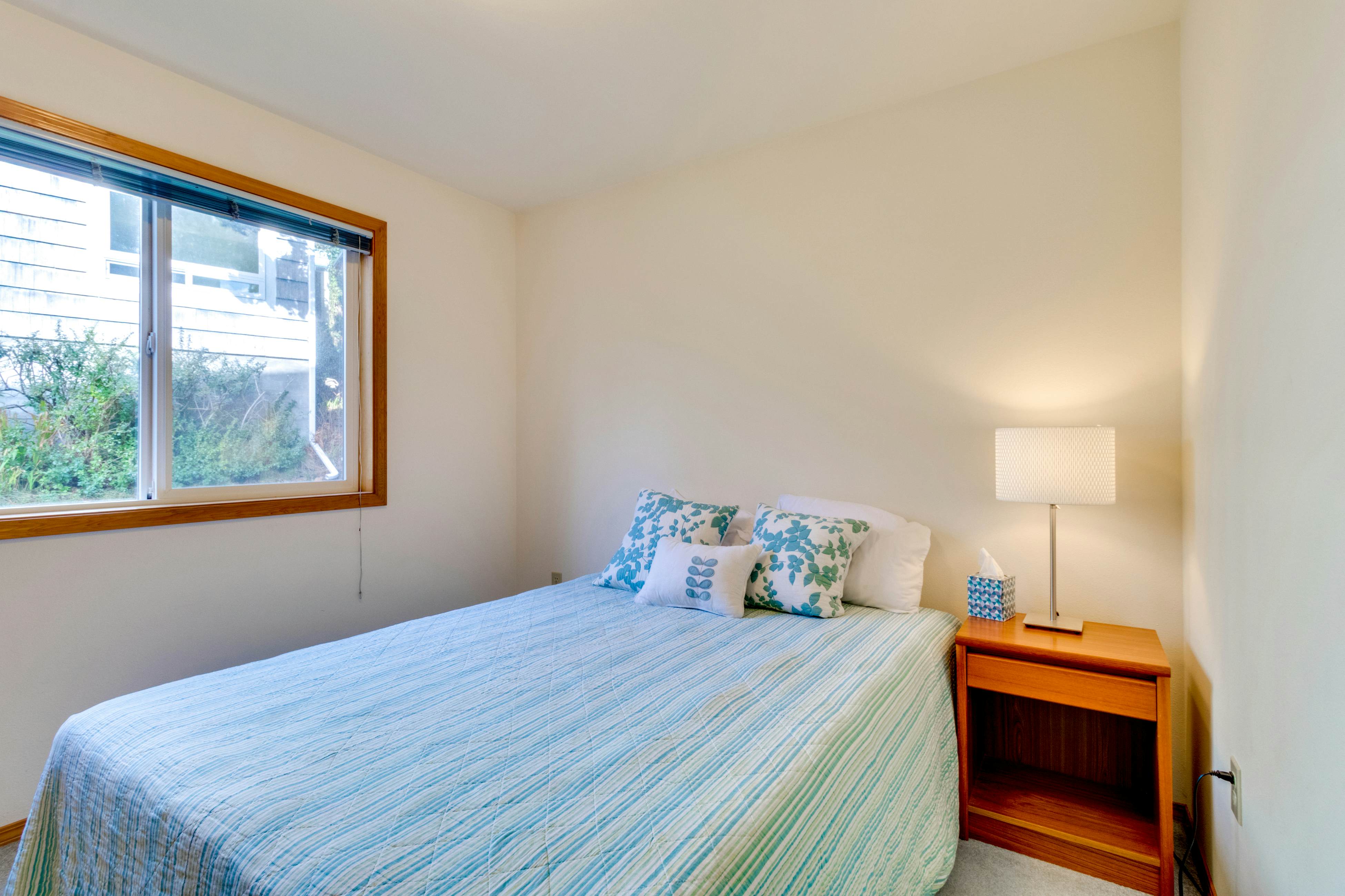 Relaxing Bayfront Home with Ocean Views & Easy Beach Access - Dogs Welcome