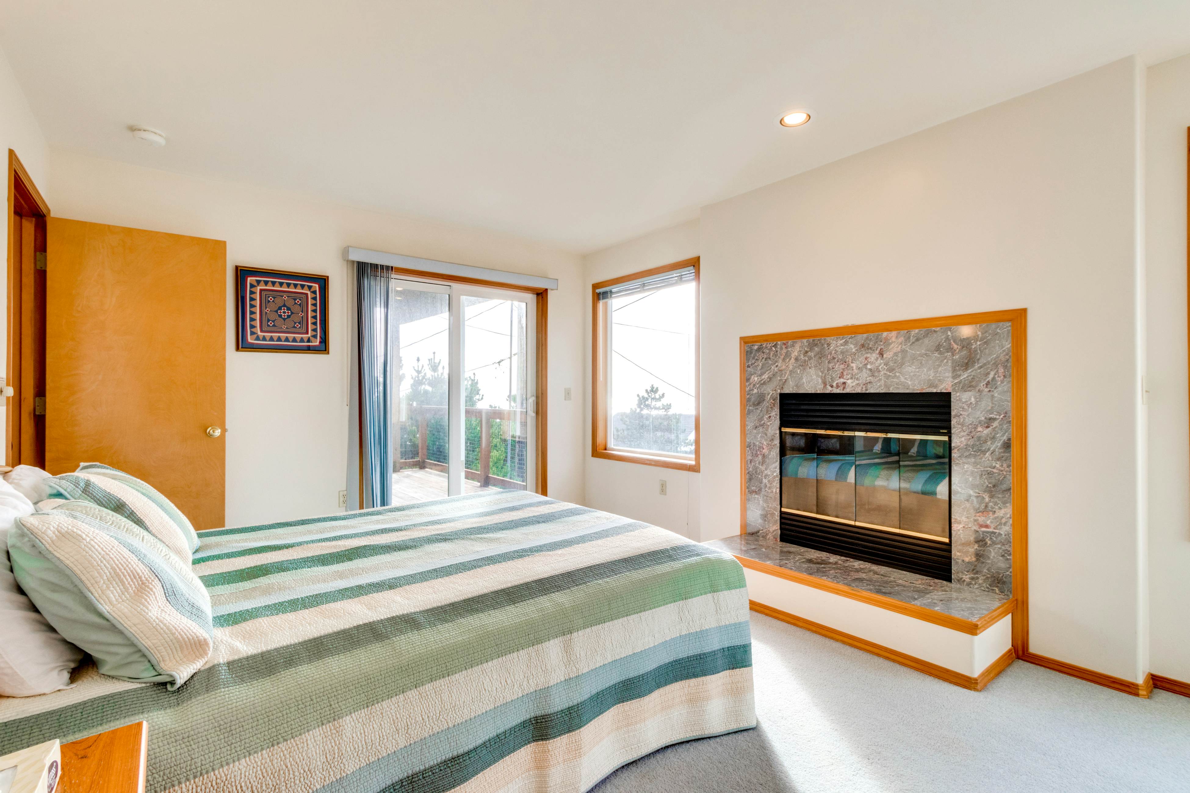 Relaxing Bayfront Home with Ocean Views & Easy Beach Access - Dogs Welcome