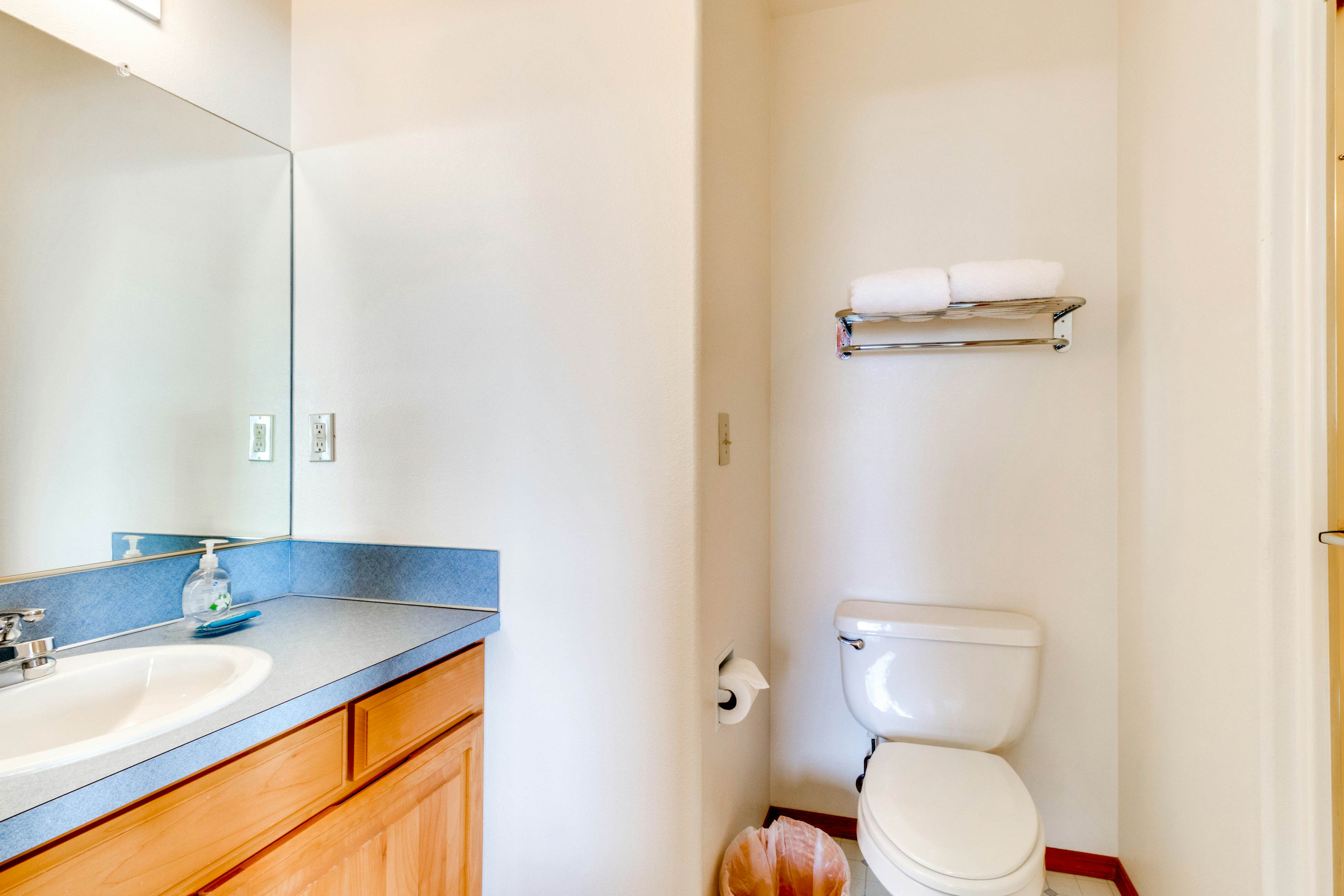 Relaxing Bayfront Home with Ocean Views & Easy Beach Access - Dogs Welcome