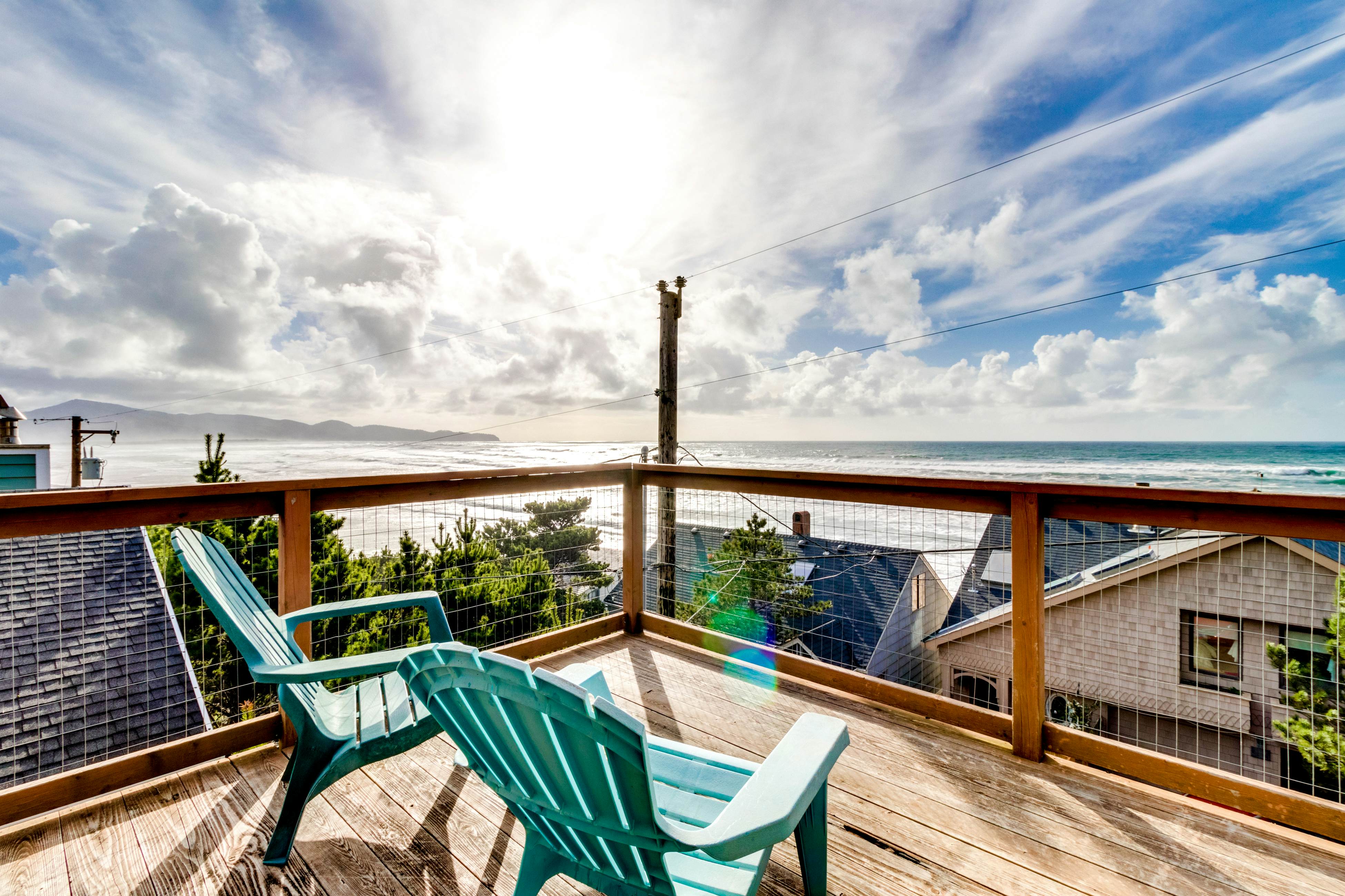 Relaxing Bayfront Home with Ocean Views & Easy Beach Access - Dogs Welcome