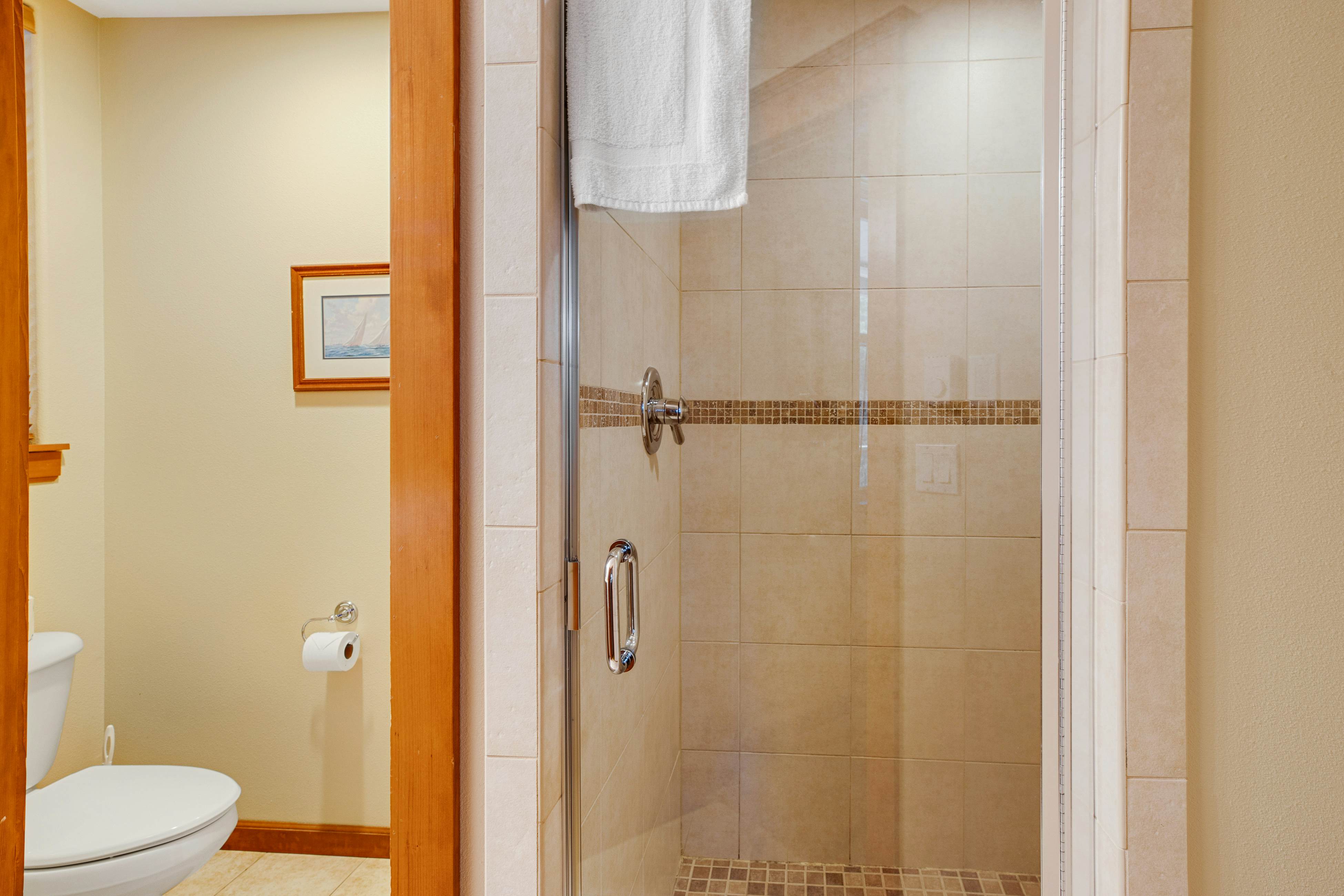 Spacious Oceanside Home with Private Hot Tub and Pacific Views - Dog-Friendly