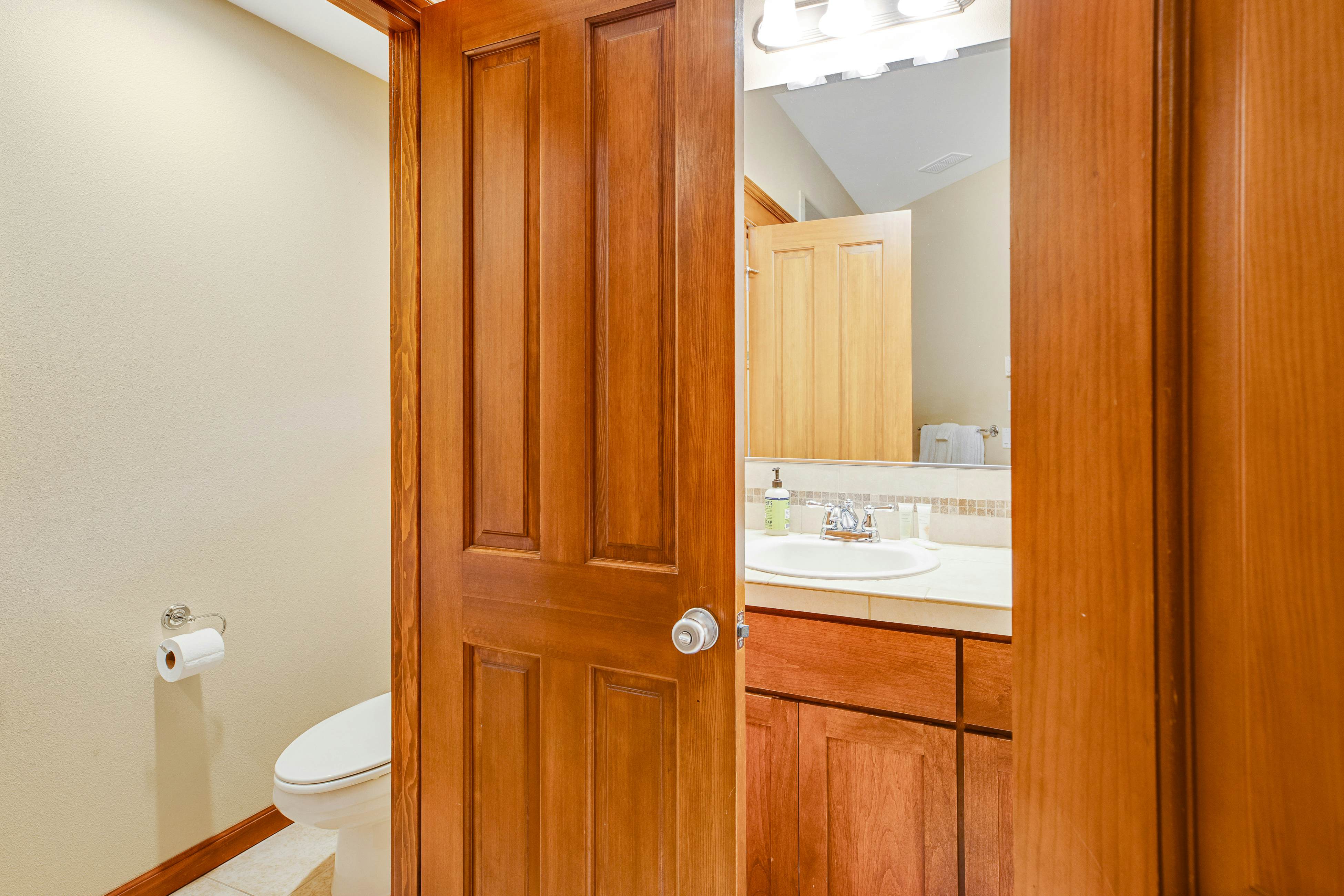 Spacious Oceanside Home with Private Hot Tub and Pacific Views - Dog-Friendly